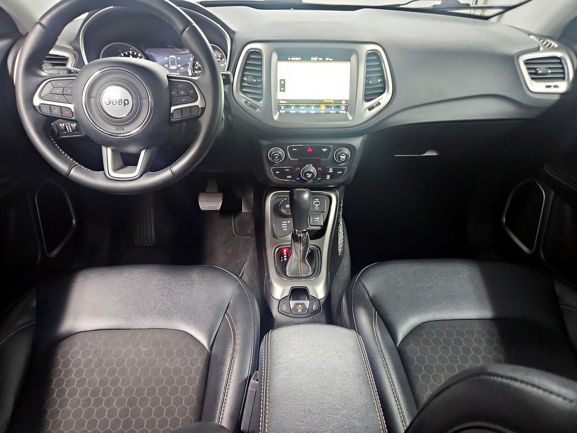 Thumbnail: 2017 Jeep Compass - 9
