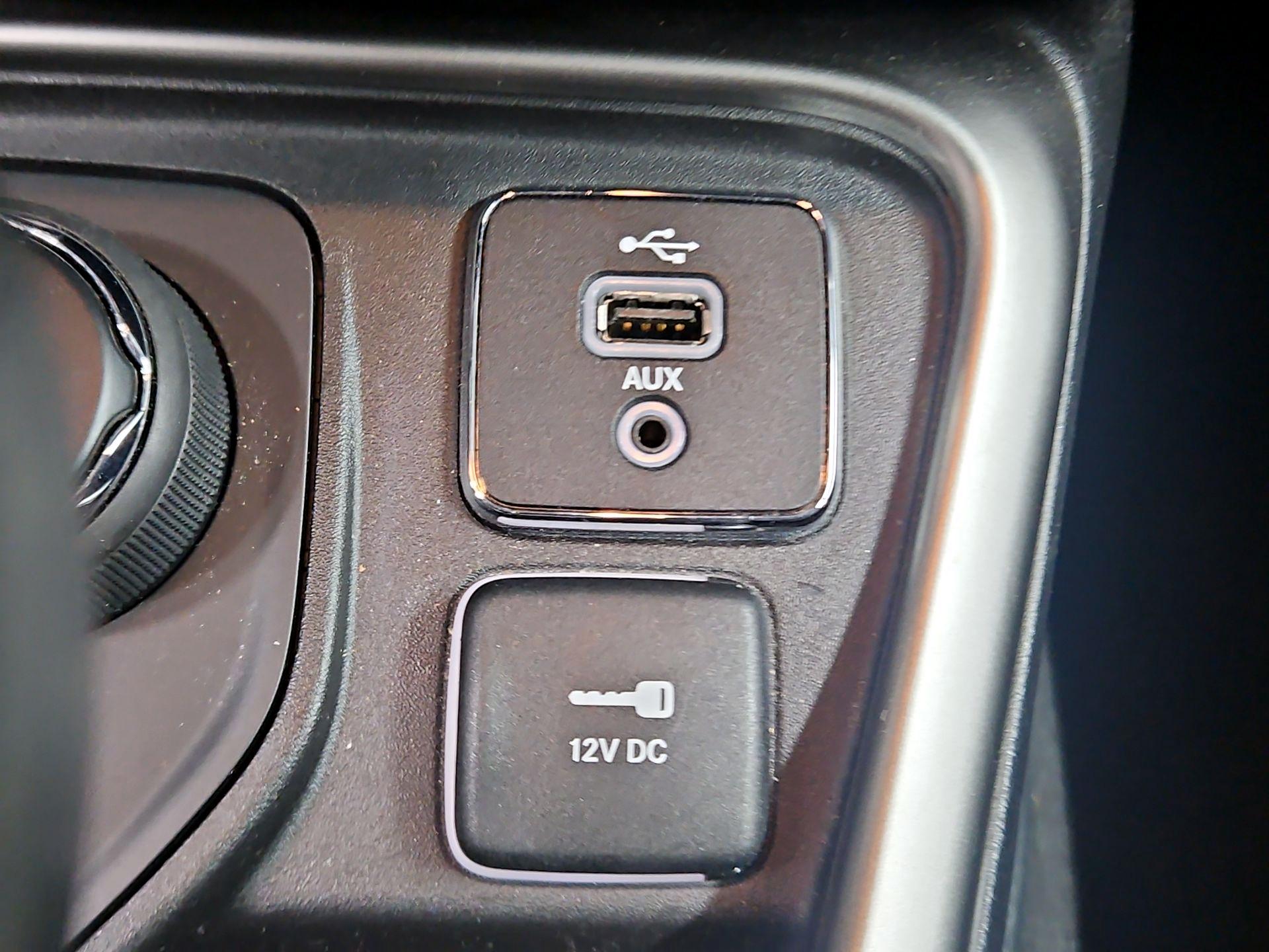 Thumbnail: 2017 Jeep Compass - 19