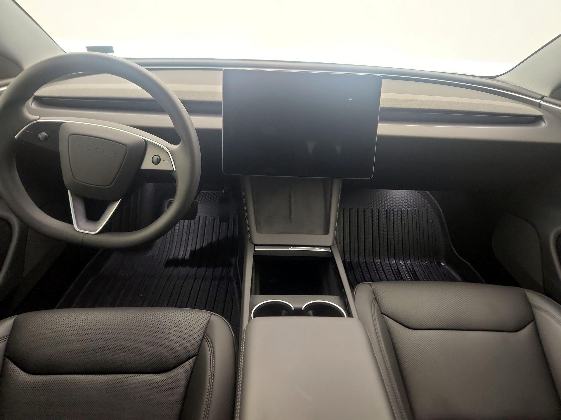 Thumbnail: 2025 Tesla Model 3 - 9
