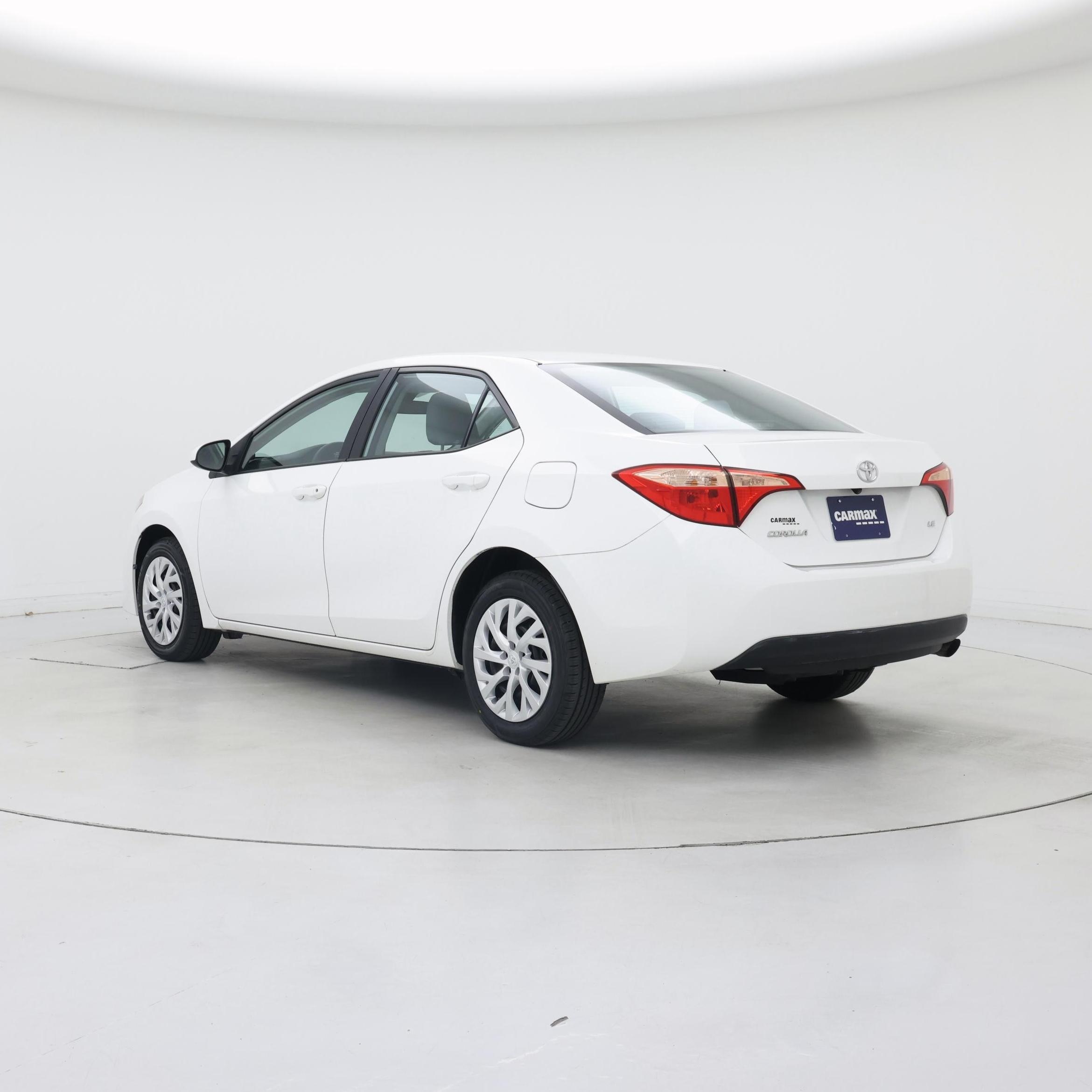 Thumbnail: 2017 Toyota Corolla - 2