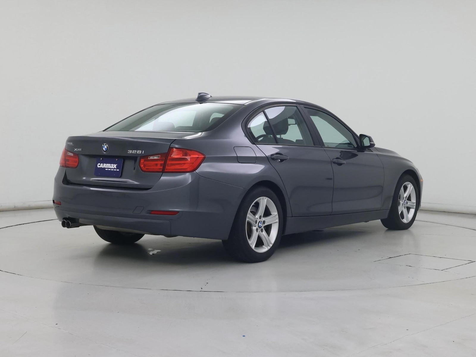 2015 BMW 3 Series 328i - Photo 9