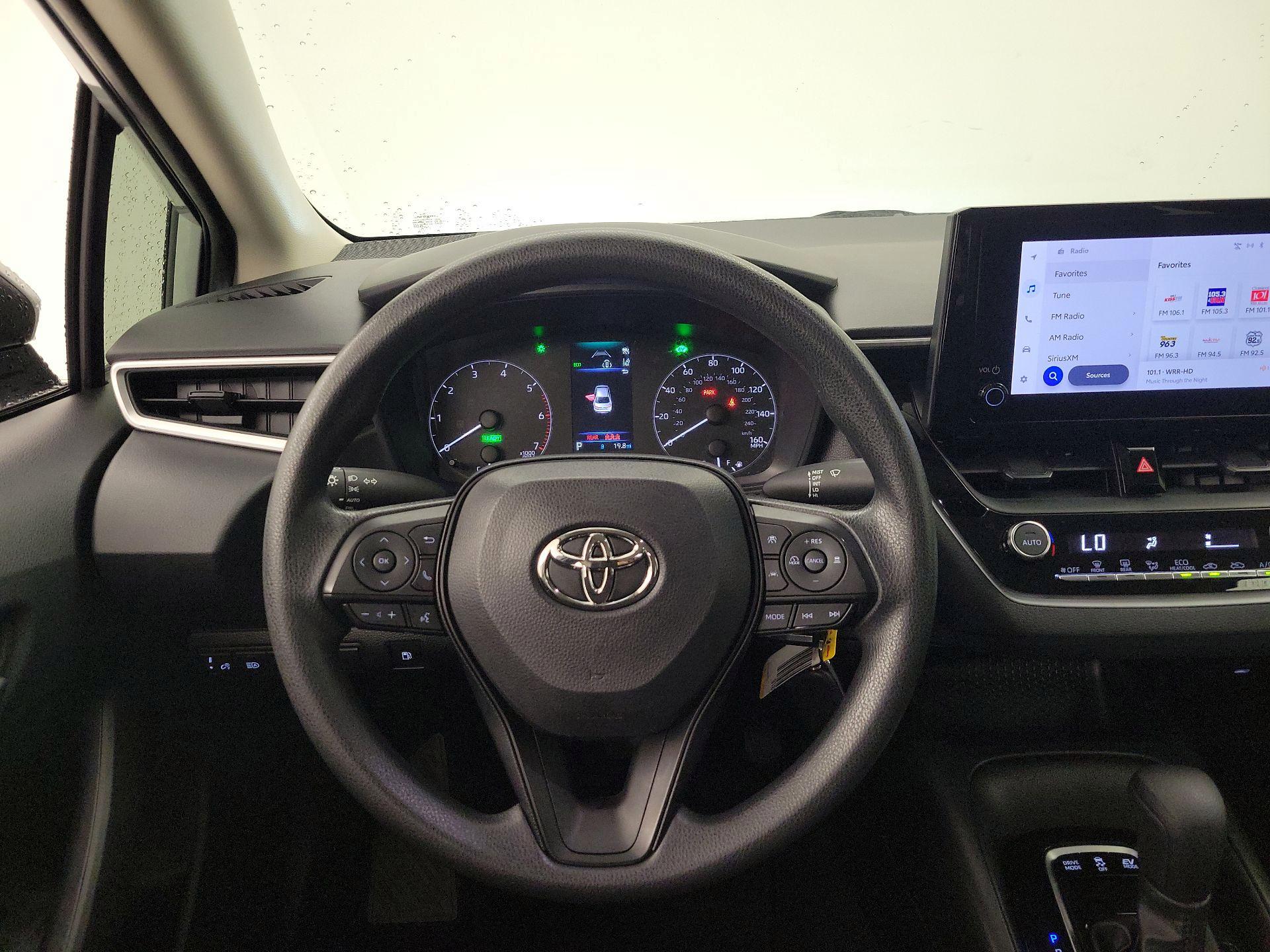 Thumbnail: 2023 Toyota Corolla - 10