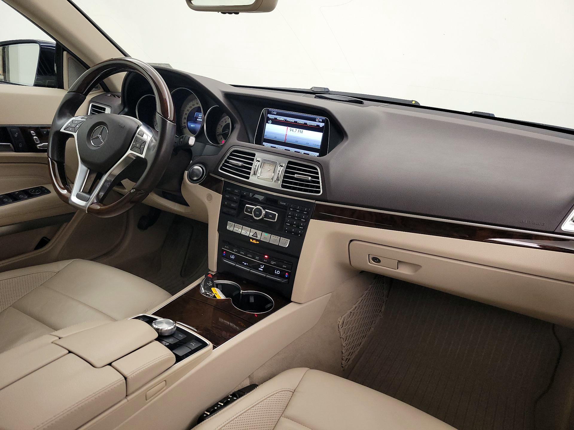 Thumbnail: 2015 Mercedes-Benz E-Class - 9