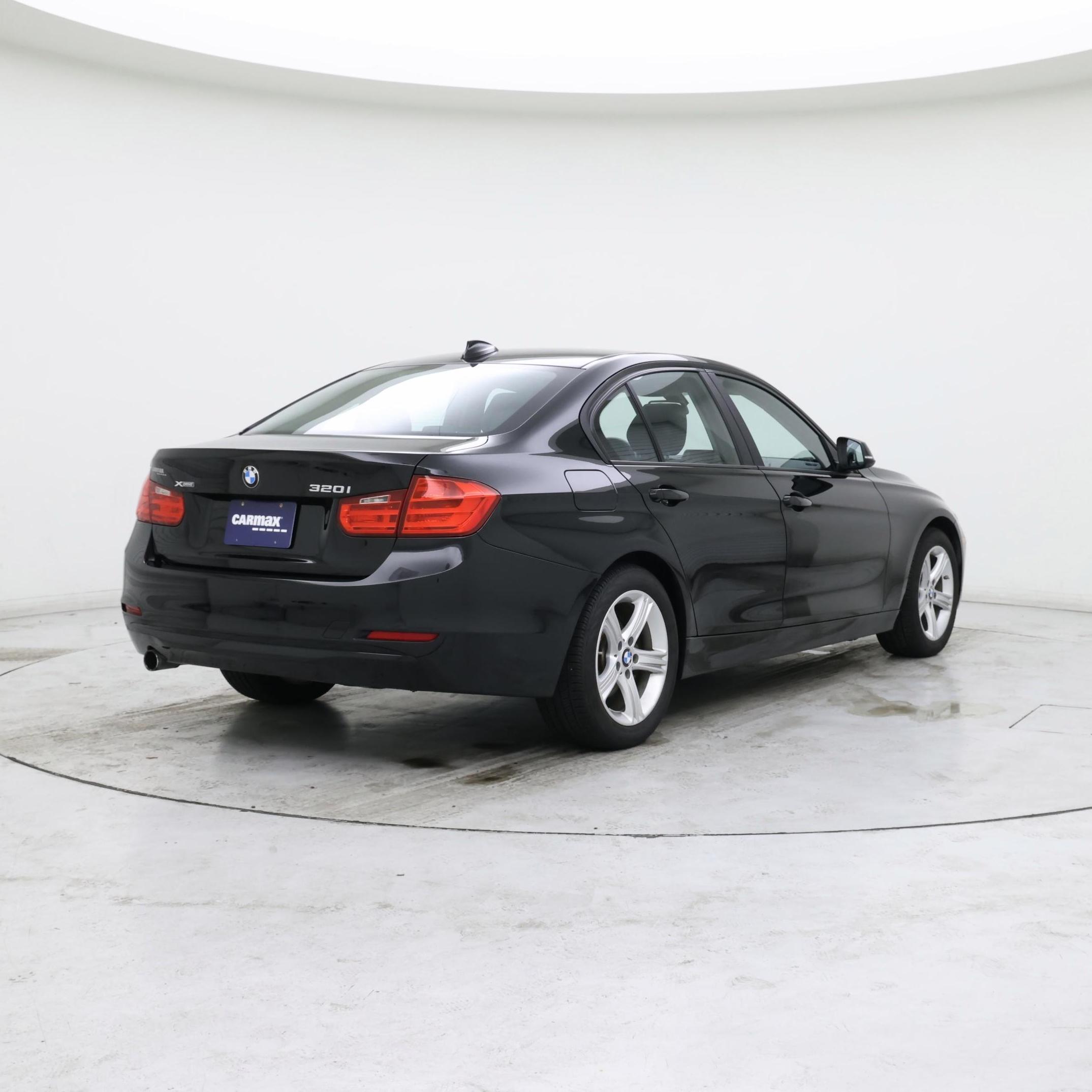 Thumbnail: 2015 BMW 3 Series - 8
