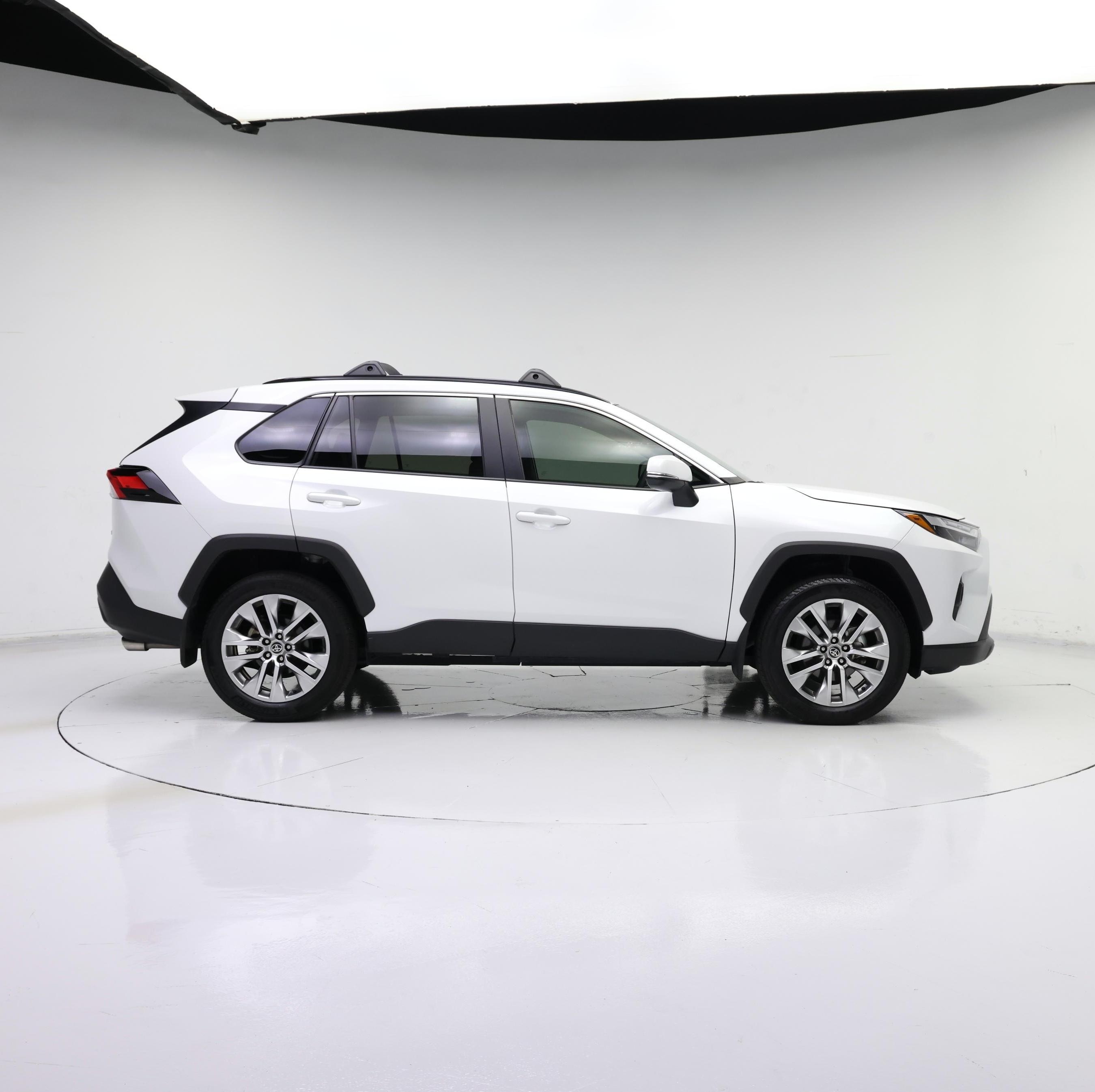 Thumbnail: 2025 Toyota RAV4 - 7