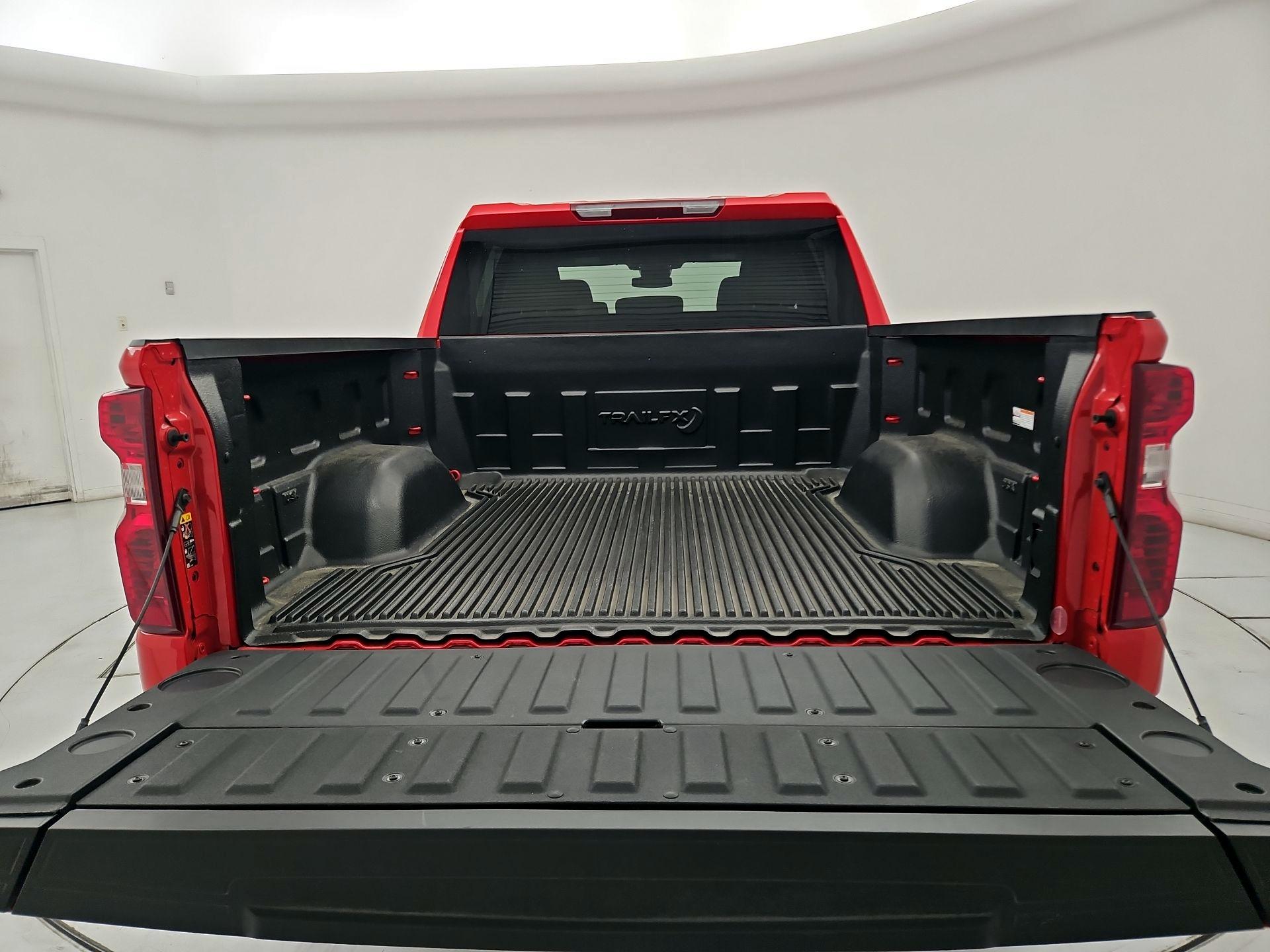 Thumbnail: 2026 Chevrolet Silverado 1500 - 20