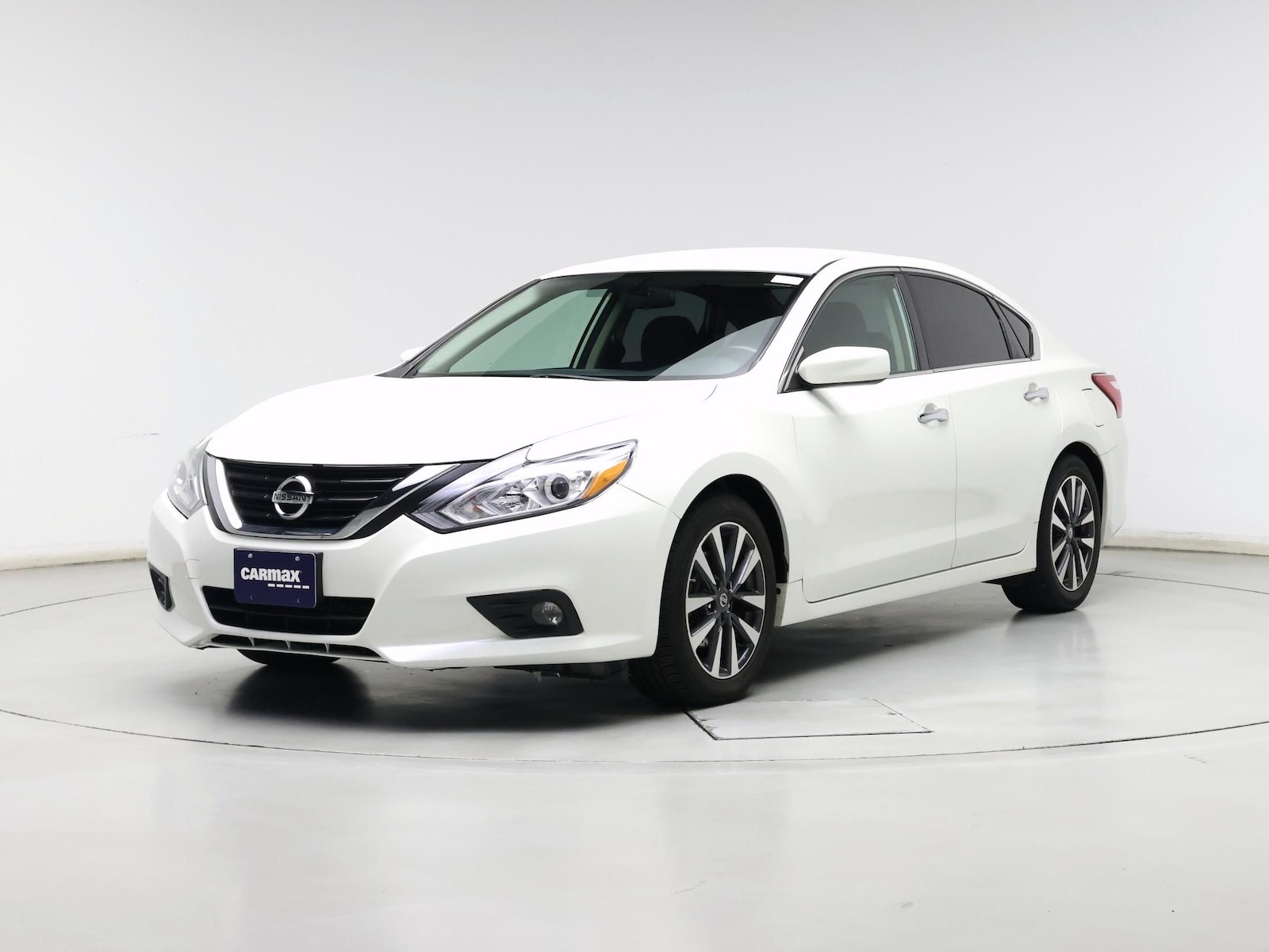2017 Nissan Altima SV - Photo 5