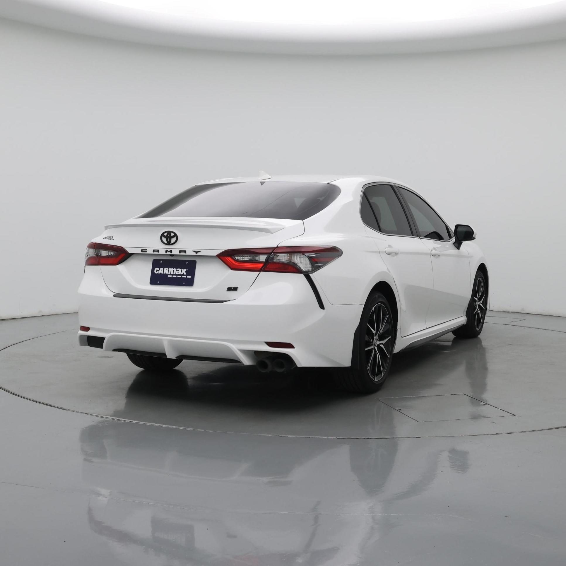 Thumbnail: 2024 Toyota Camry - 8
