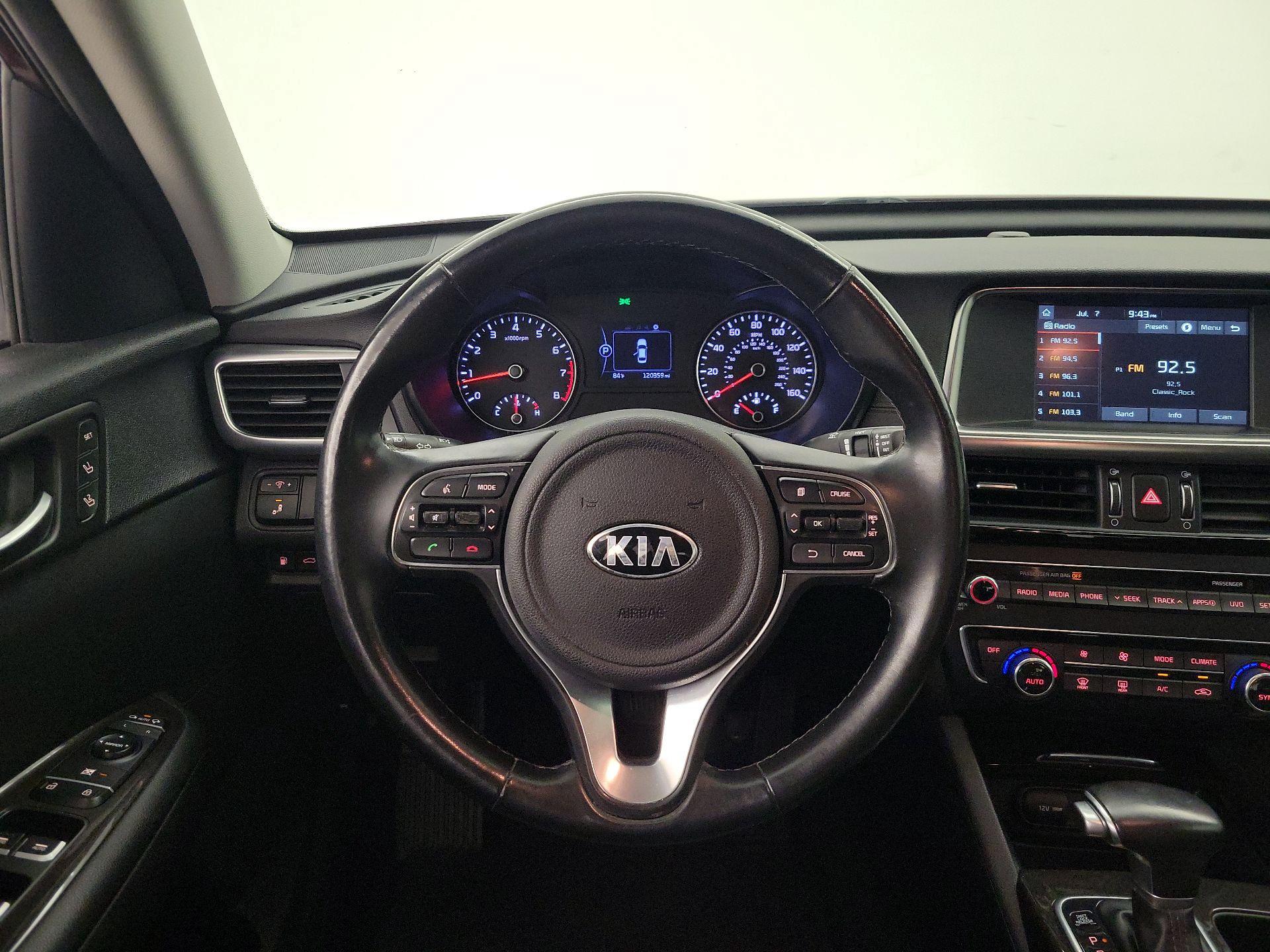 Thumbnail: 2018 Kia Optima - 10