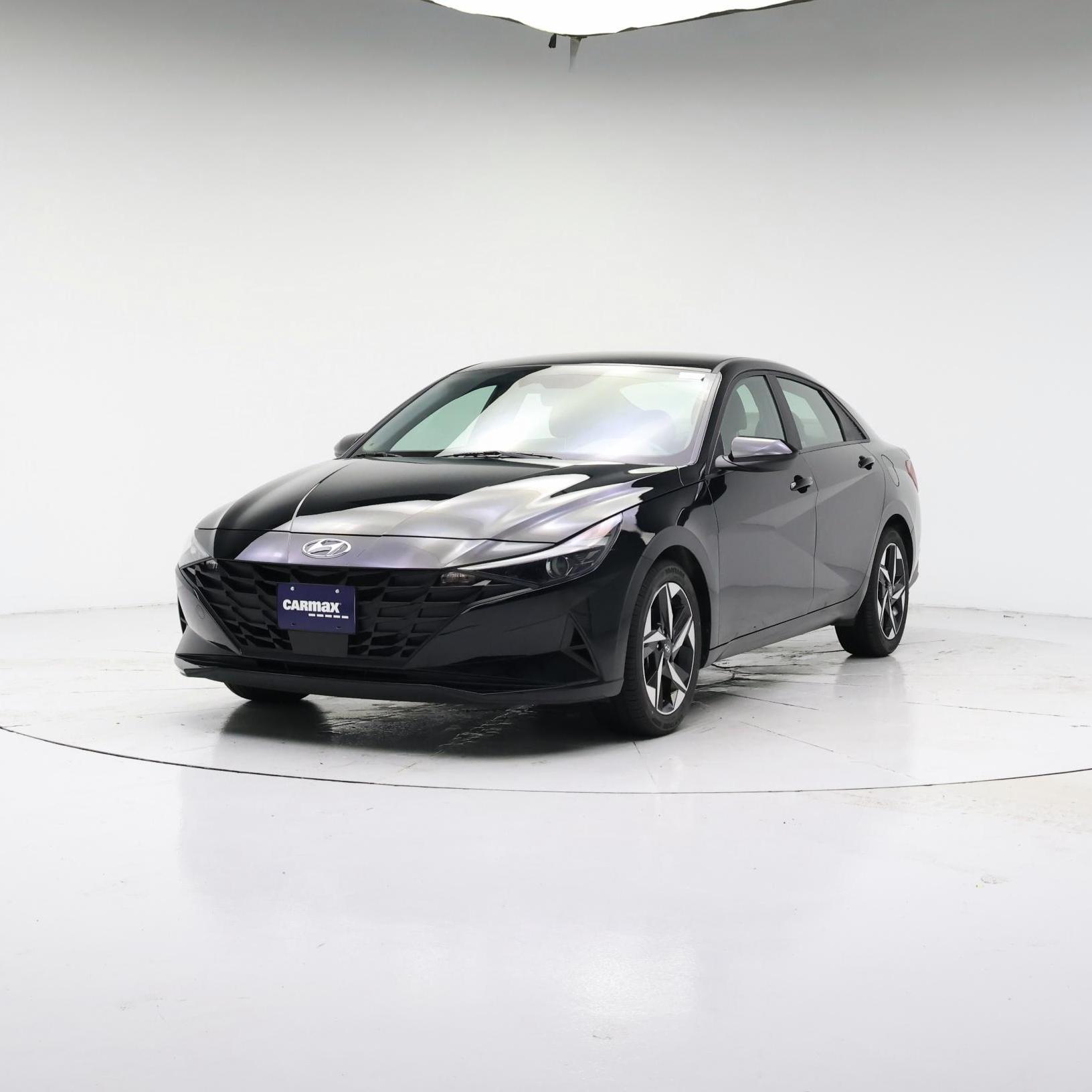 Thumbnail: 2023 Hyundai Elantra - 4