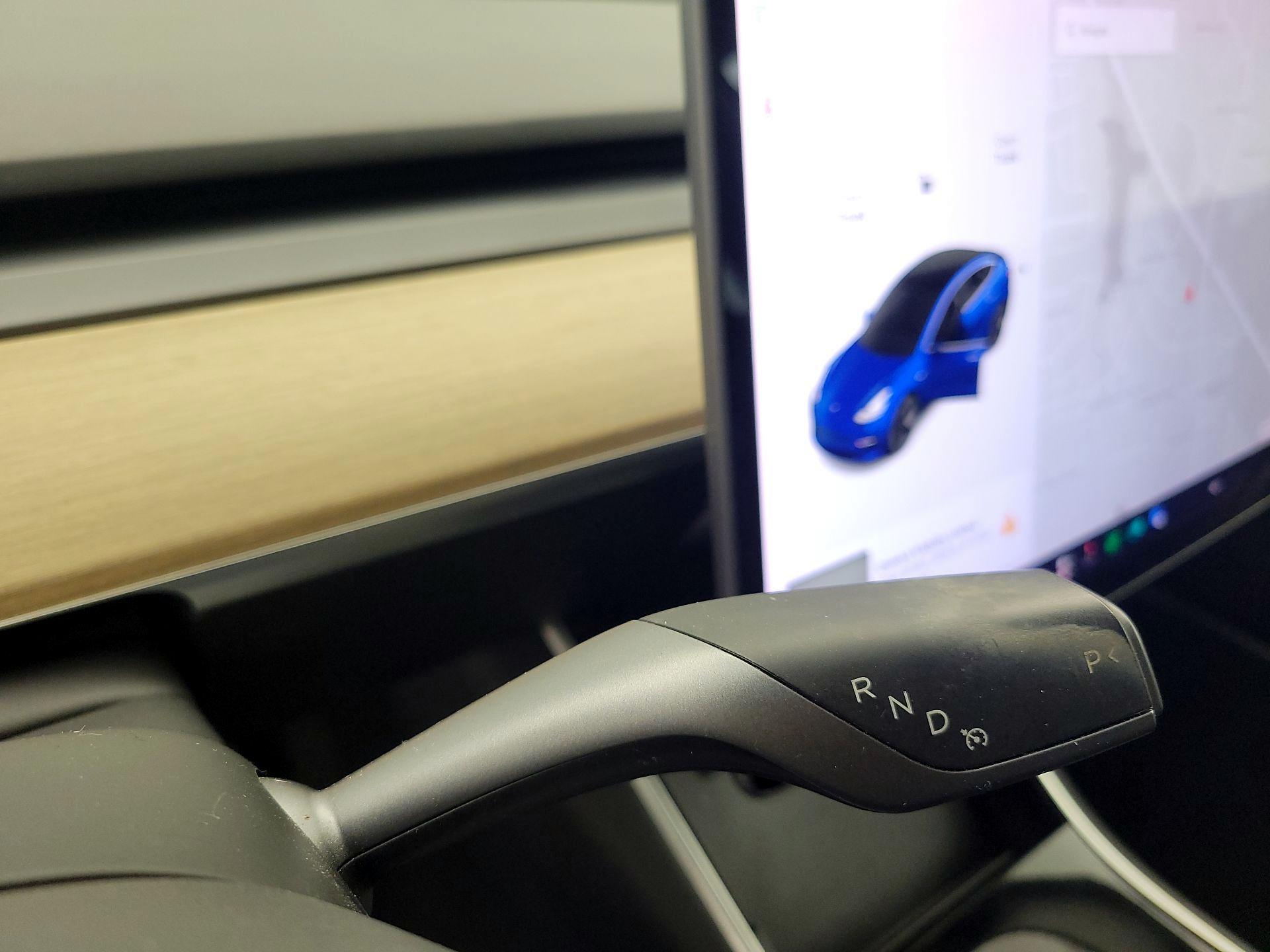 Thumbnail: 2019 Tesla Model 3 - 17