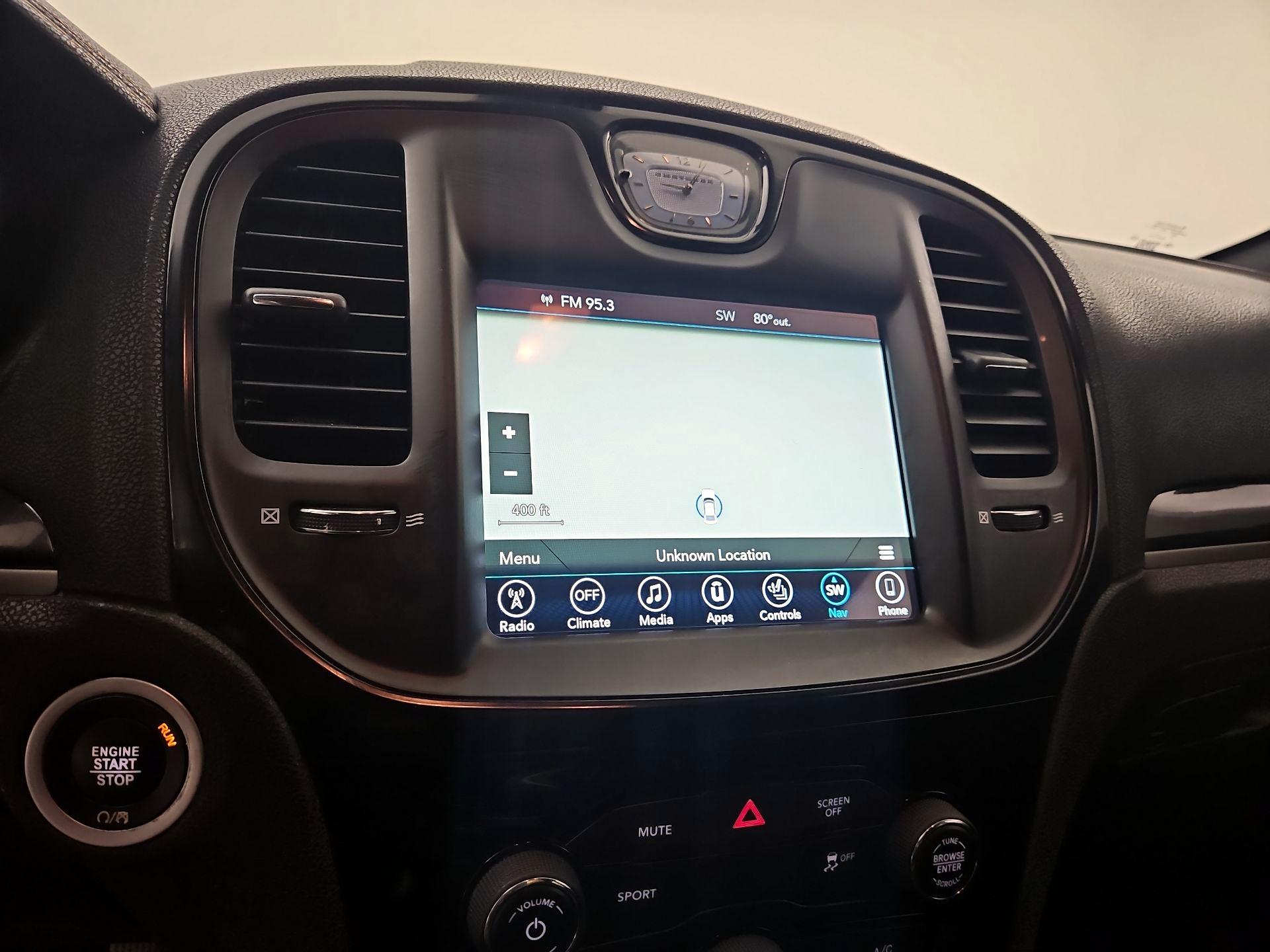 Thumbnail: 2017 Chrysler 300 - 12