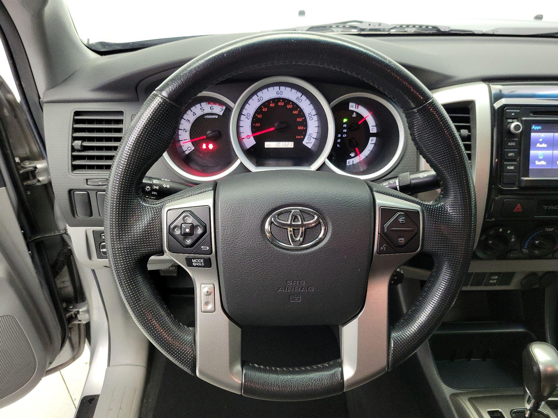 Thumbnail: 2015 Toyota Tacoma - 10