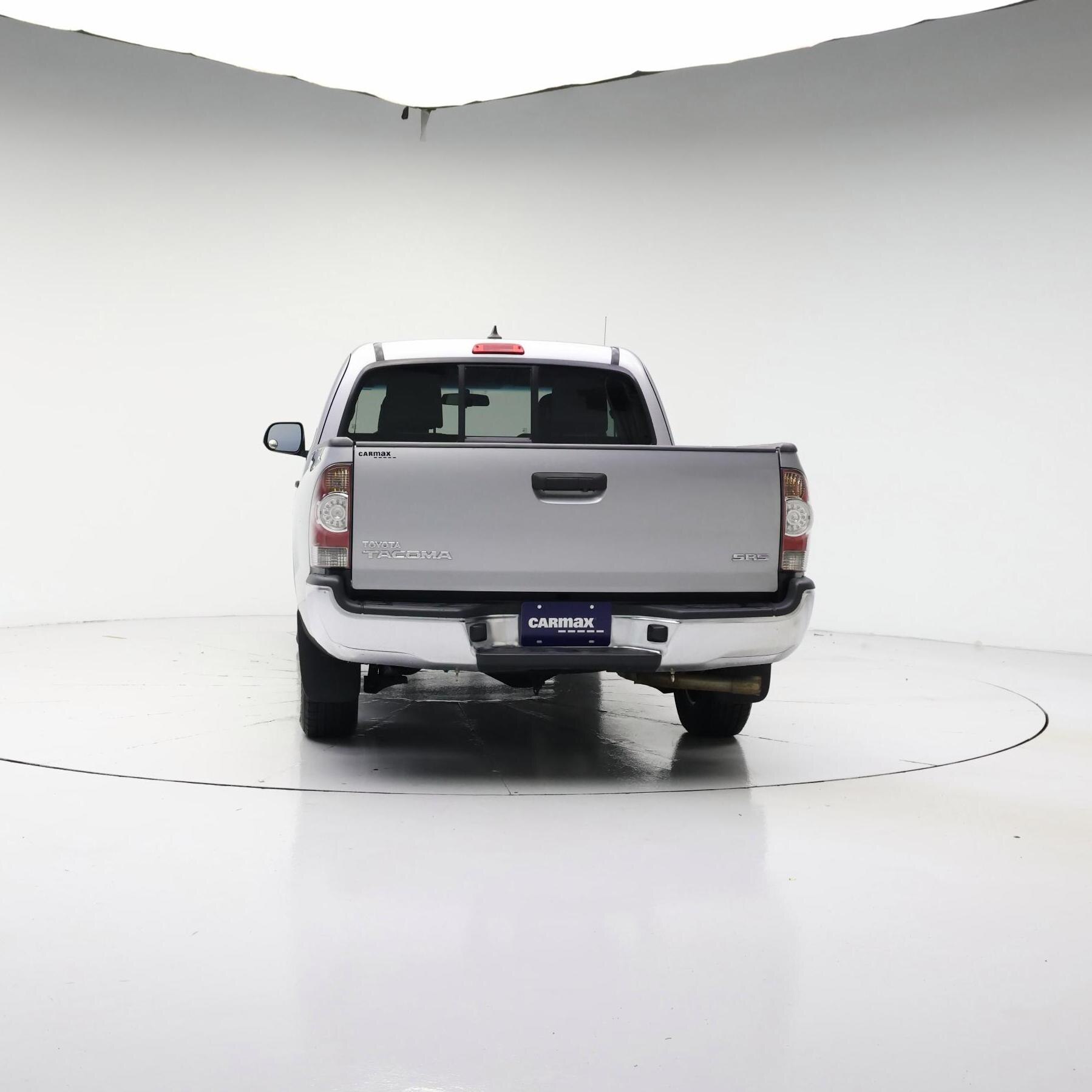 Thumbnail: 2015 Toyota Tacoma - 6