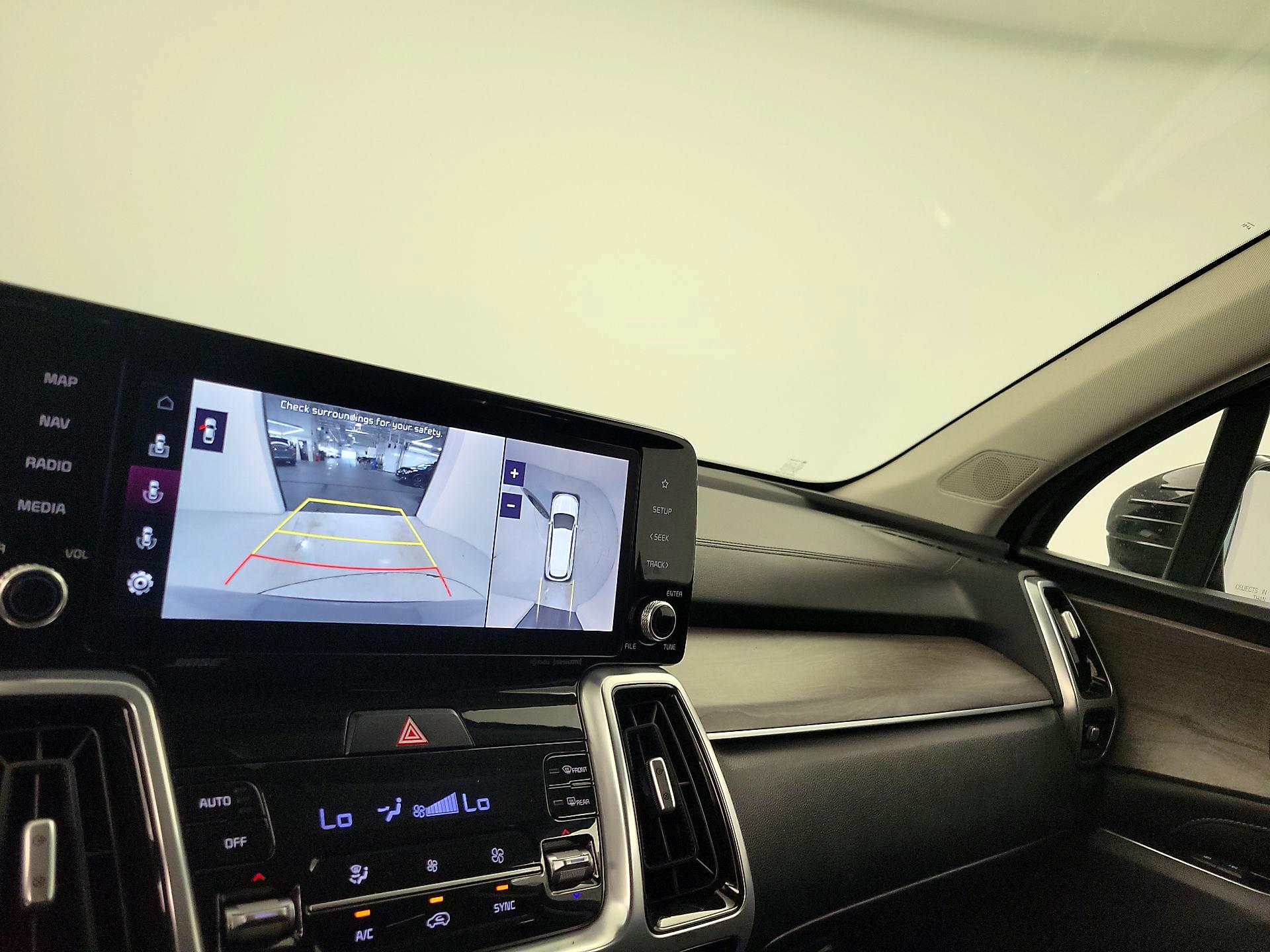 Thumbnail: 2022 Kia Sorento - 15
