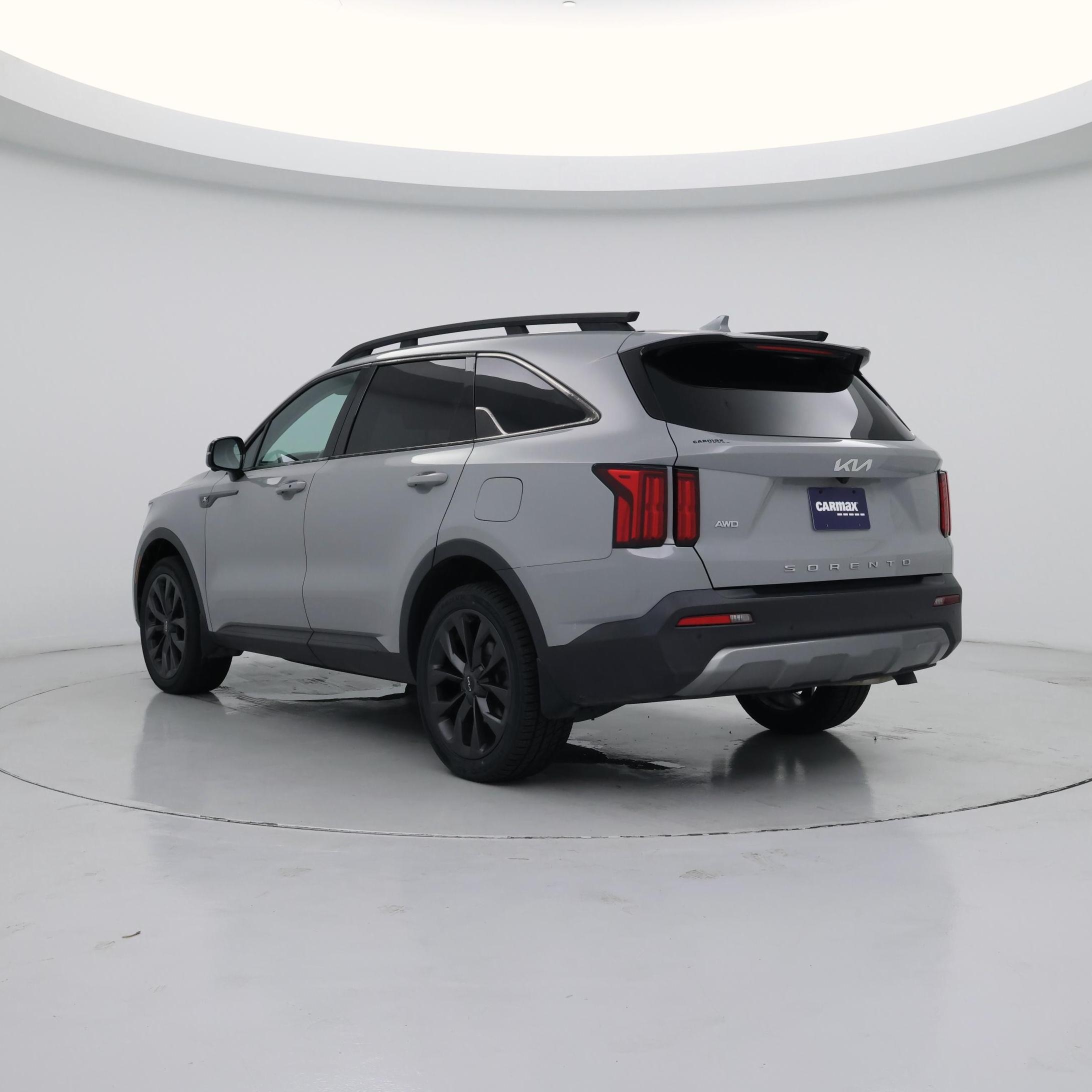 Thumbnail: 2022 Kia Sorento - 2