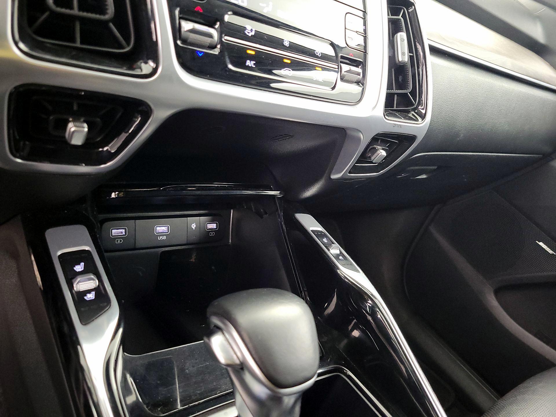 Thumbnail: 2022 Kia Sorento - 19