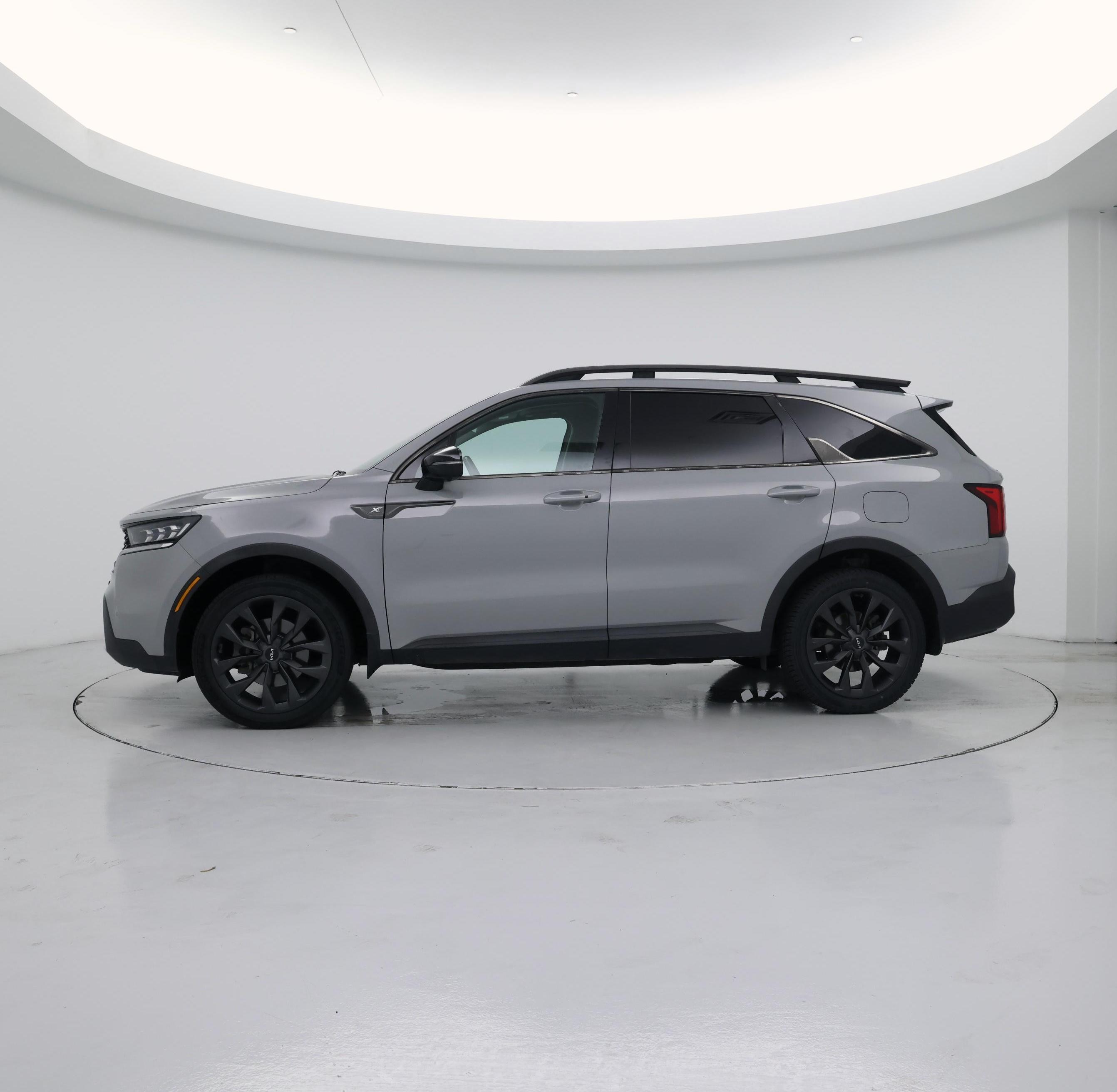 Thumbnail: 2022 Kia Sorento - 3
