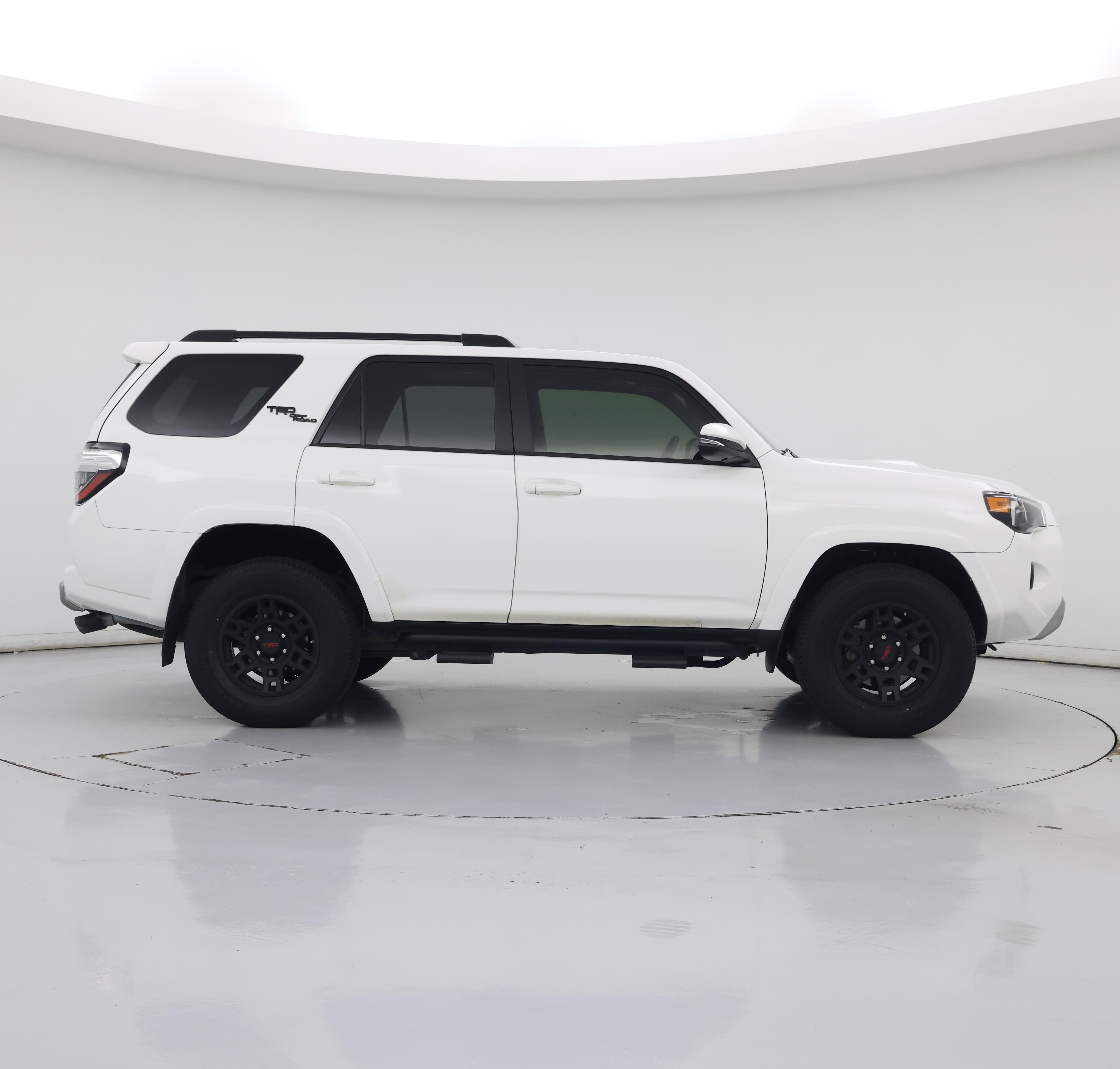 Thumbnail: 2019 Toyota 4Runner - 7