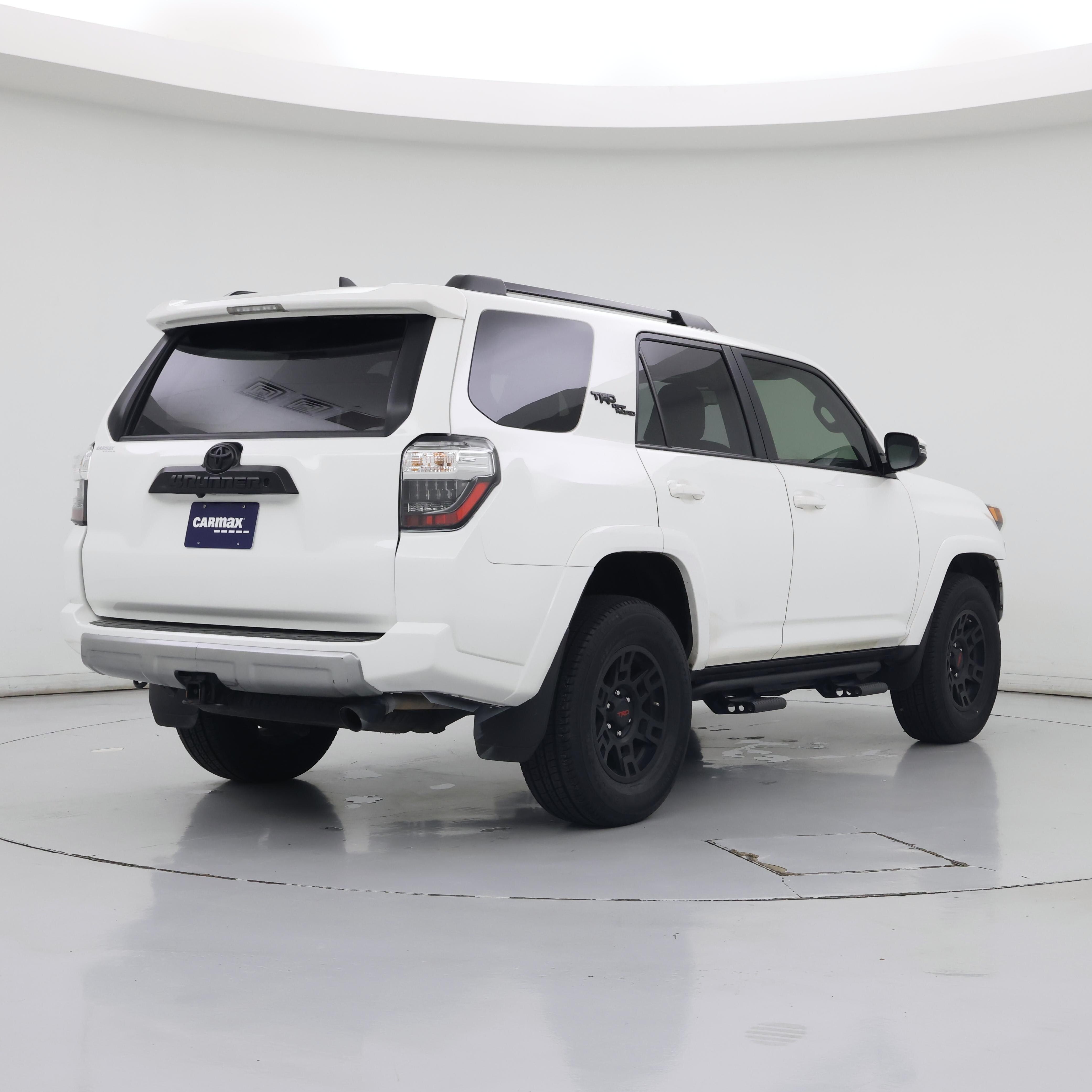 Thumbnail: 2019 Toyota 4Runner - 8