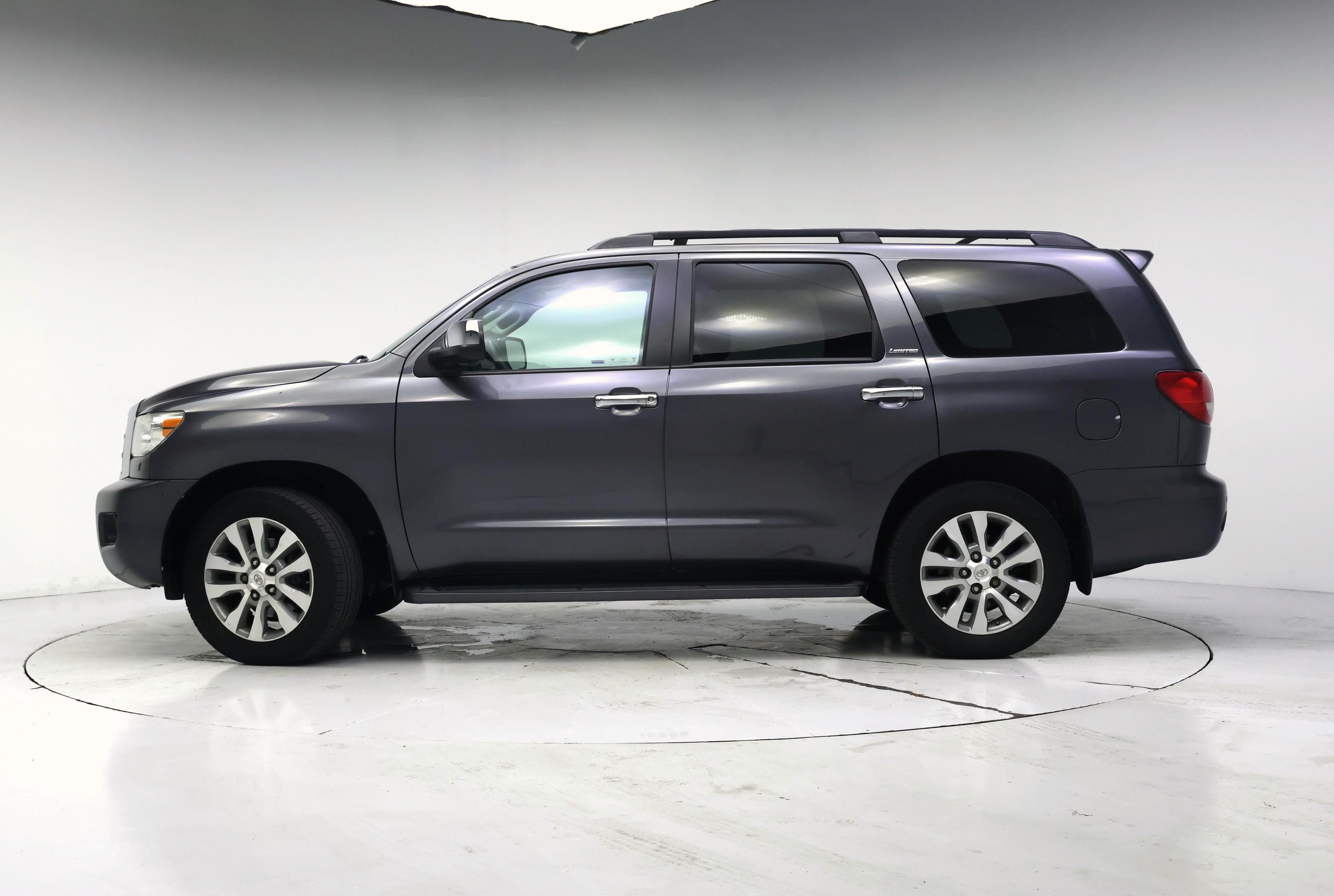 Thumbnail: 2016 Toyota Sequoia - 3