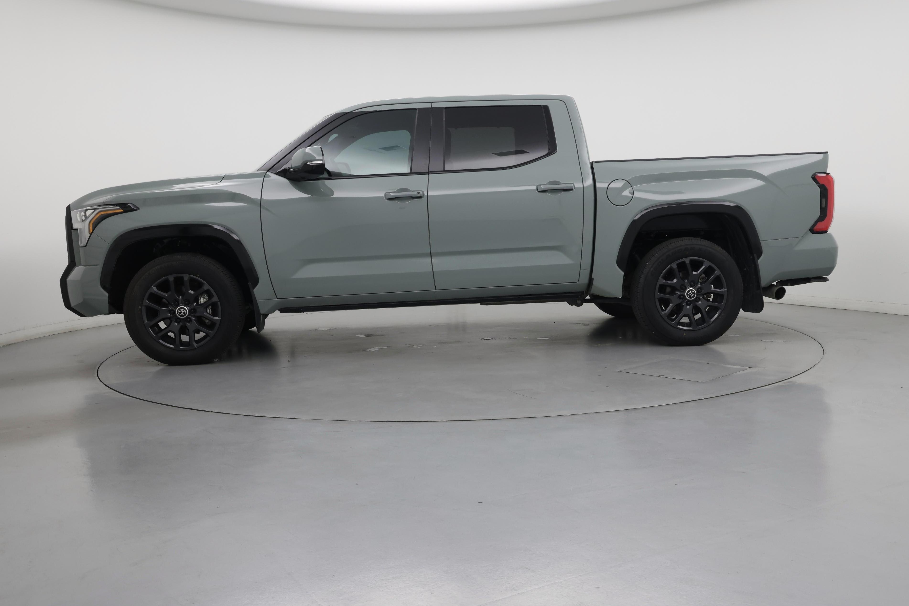 Thumbnail: 2024 Toyota Tundra - 3