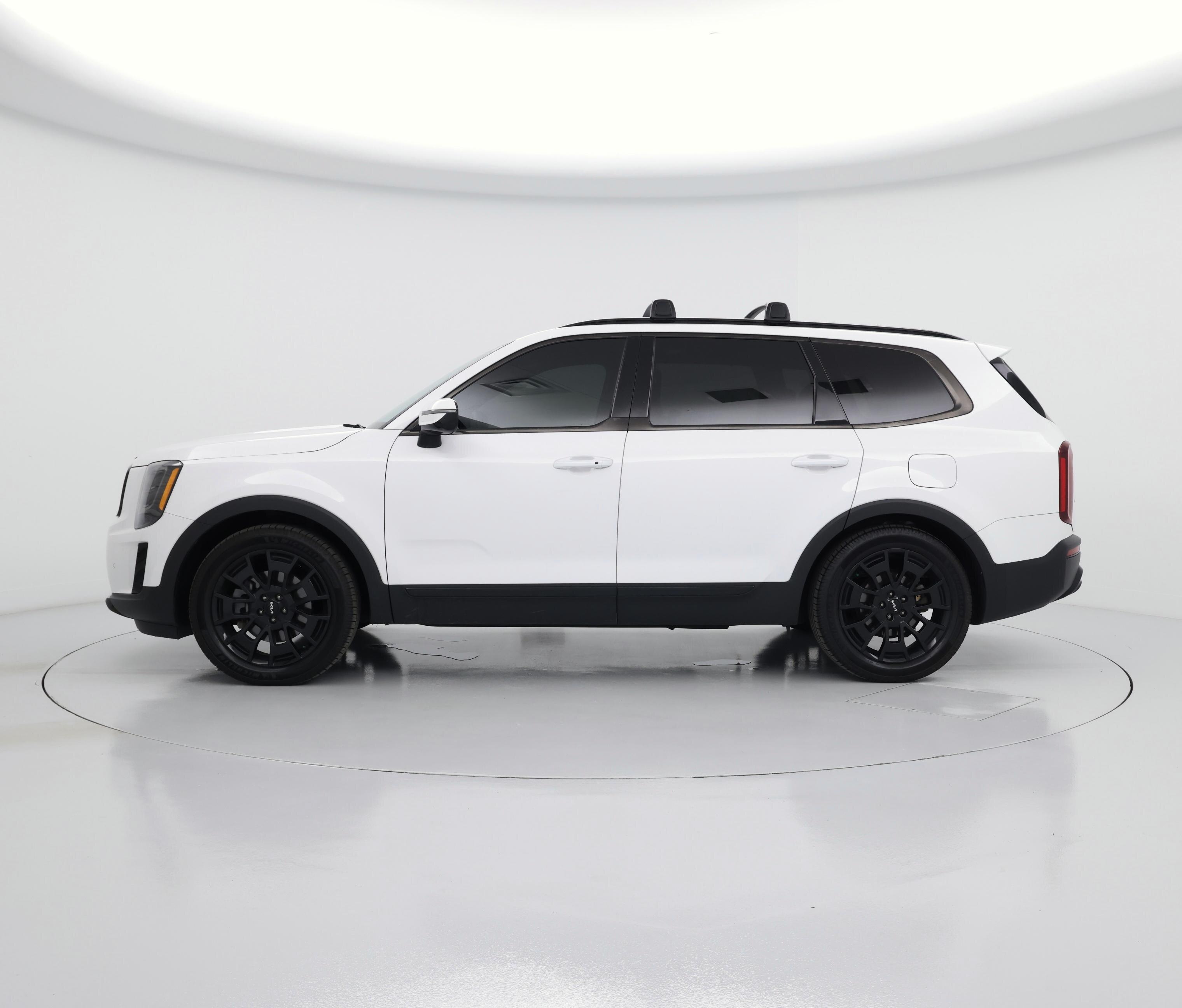 Thumbnail: 2022 Kia Telluride - 3