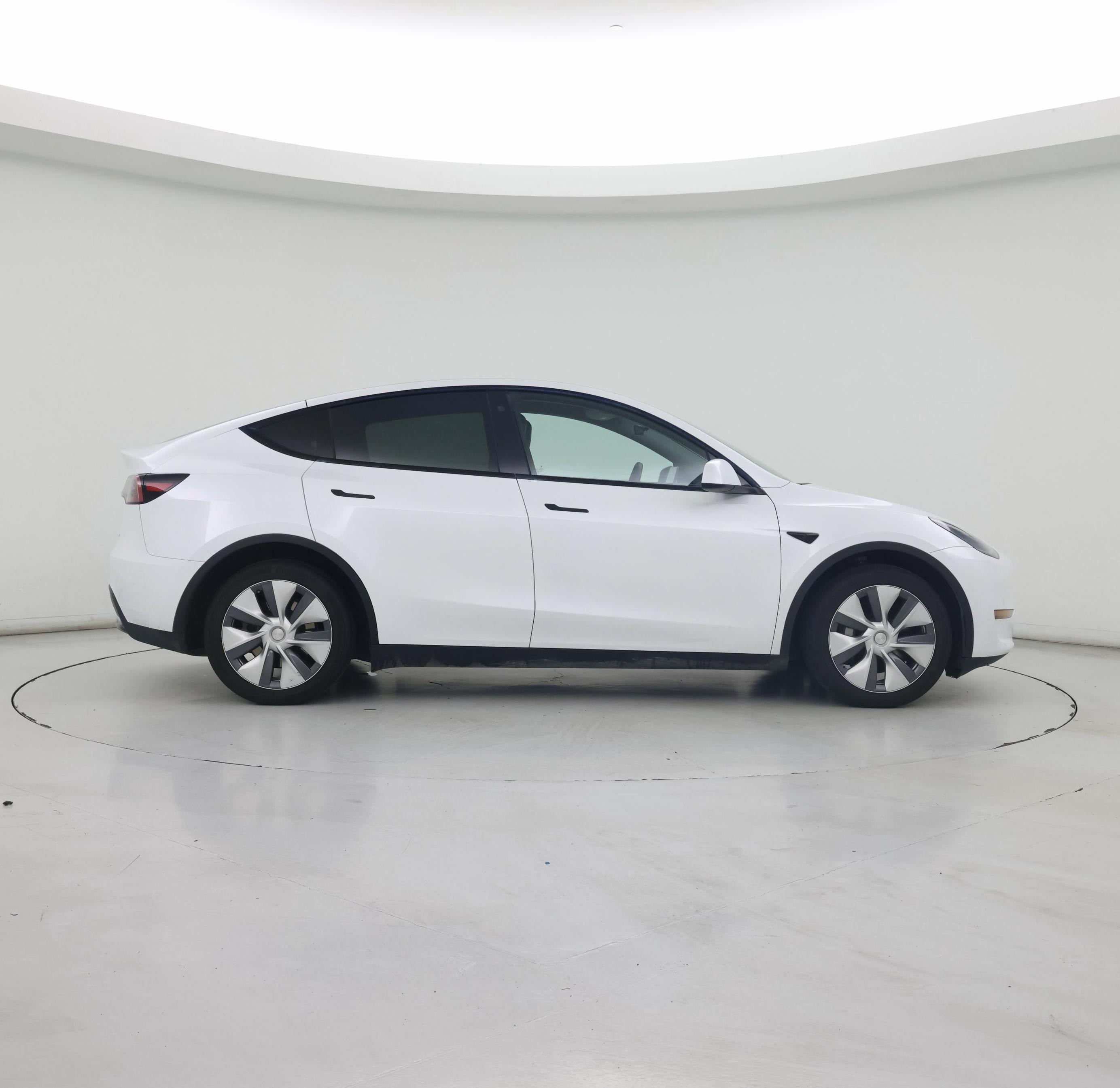 Thumbnail: 2023 Tesla Model Y - 7