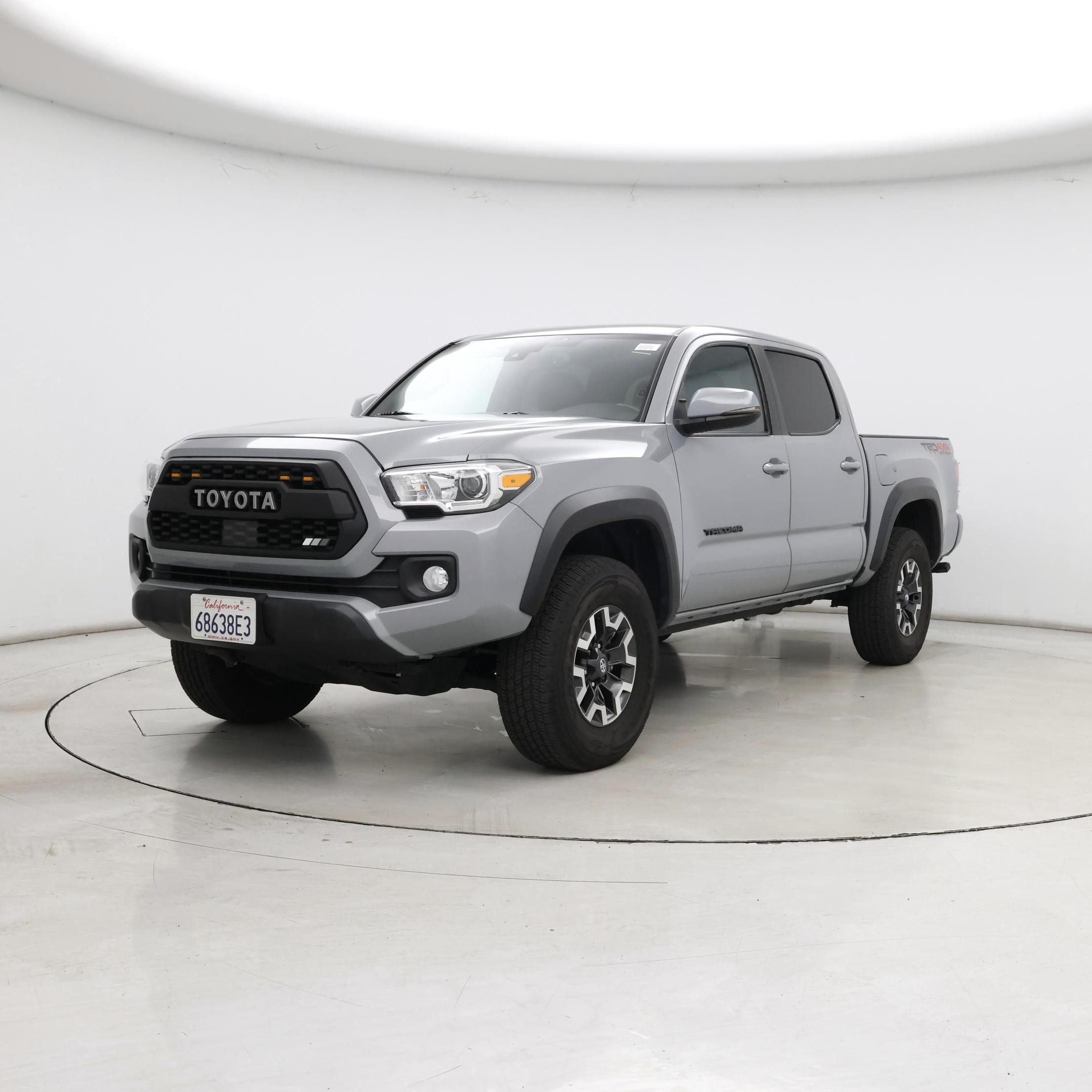 Thumbnail: 2021 Toyota Tacoma - 4