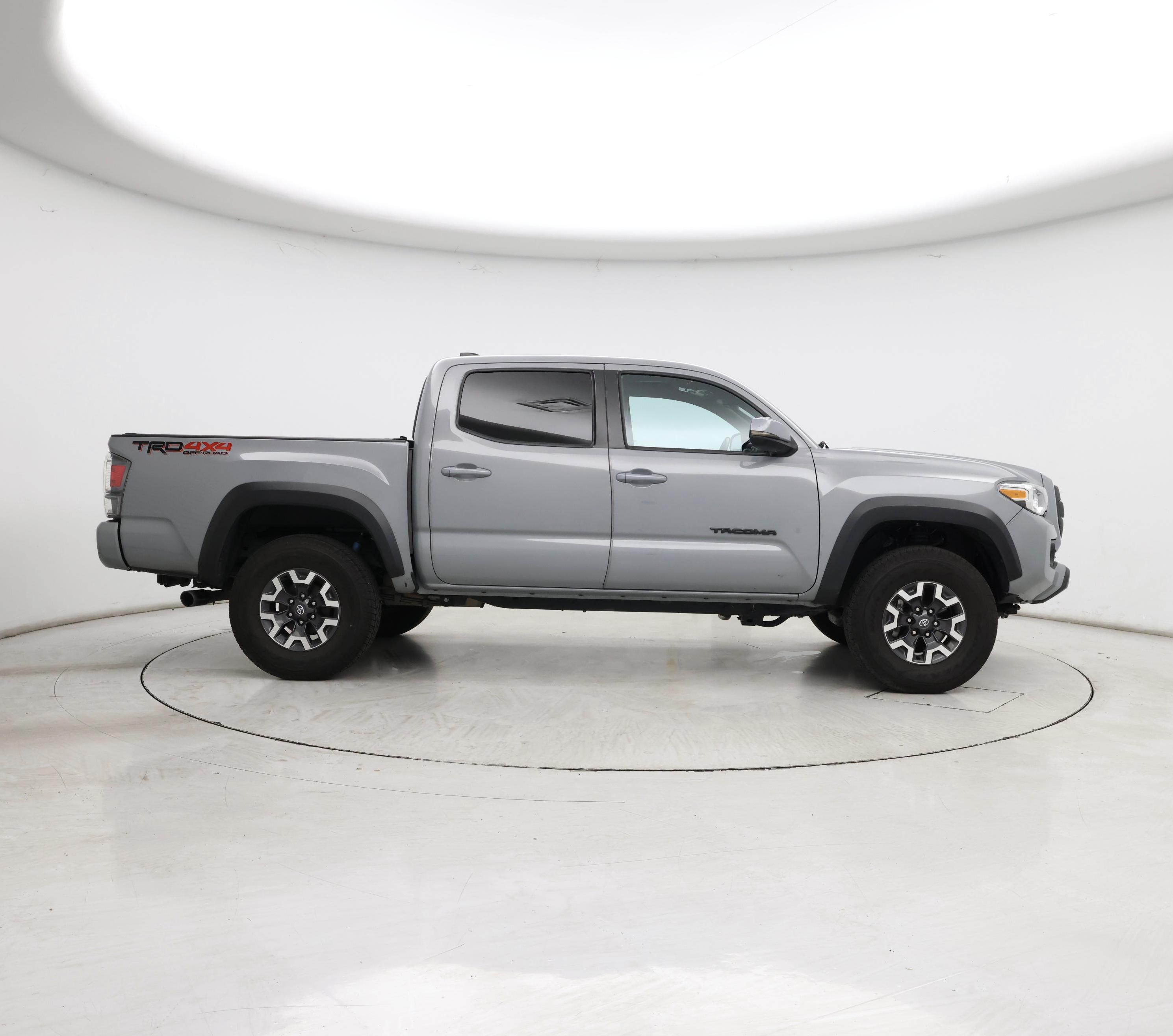 Thumbnail: 2021 Toyota Tacoma - 7