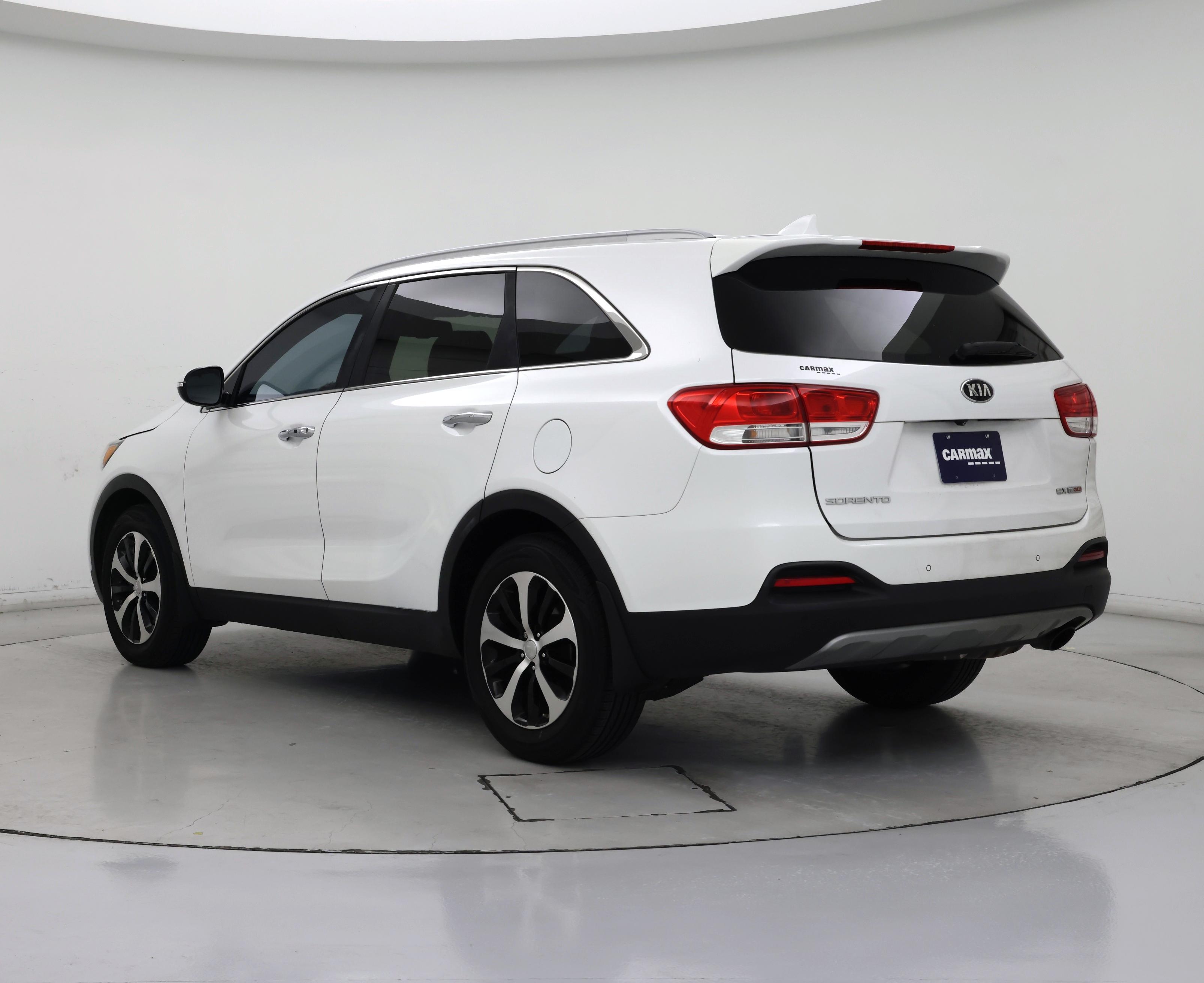 Thumbnail: 2017 Kia Sorento - 2