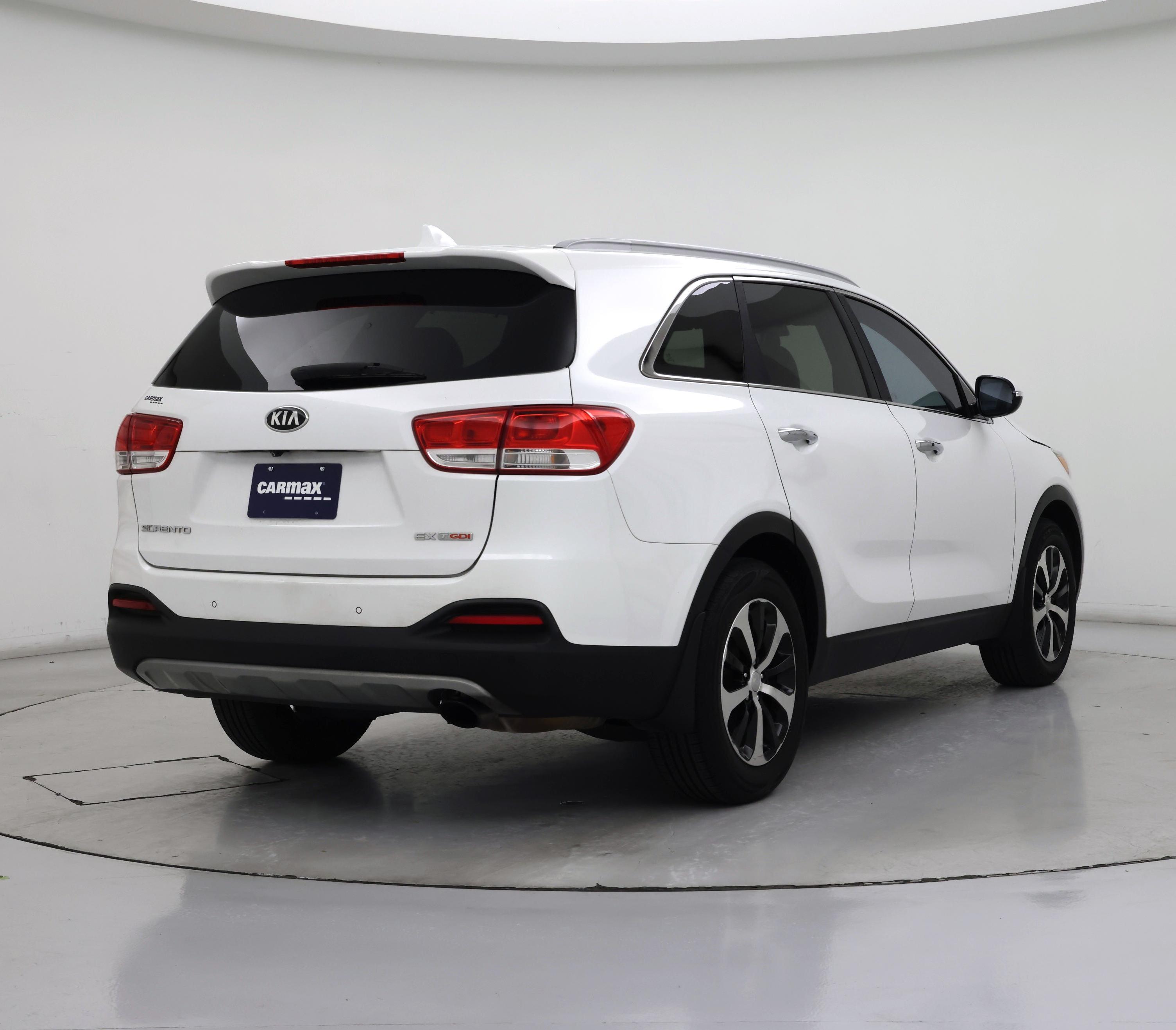 Thumbnail: 2017 Kia Sorento - 8