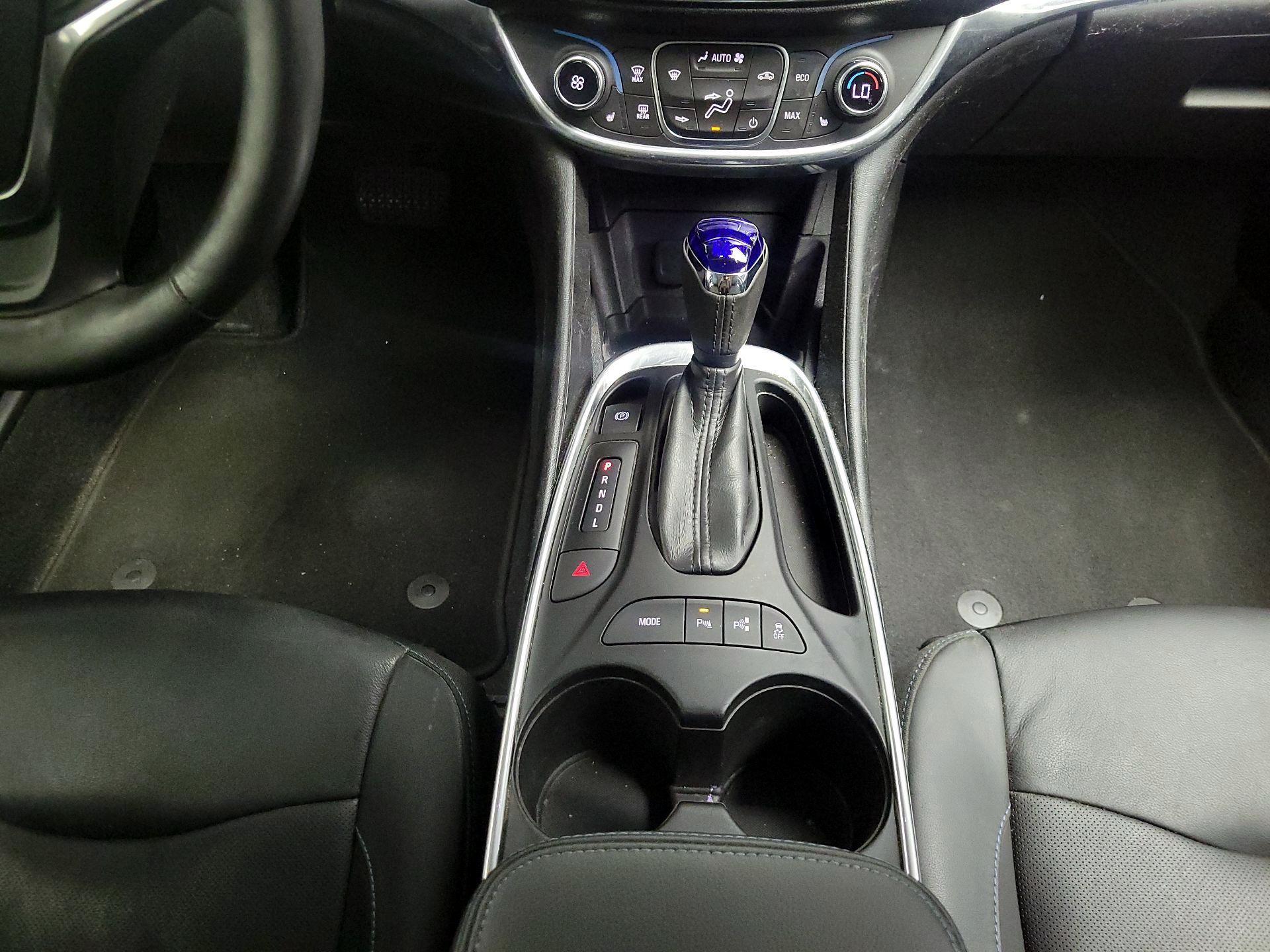 Thumbnail: 2017 Chevrolet Volt - 18