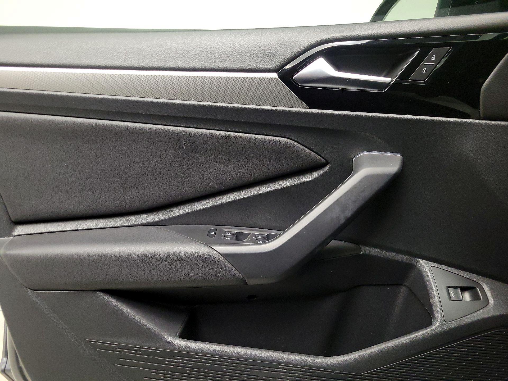 Thumbnail: 2019 Volkswagen Jetta - 12