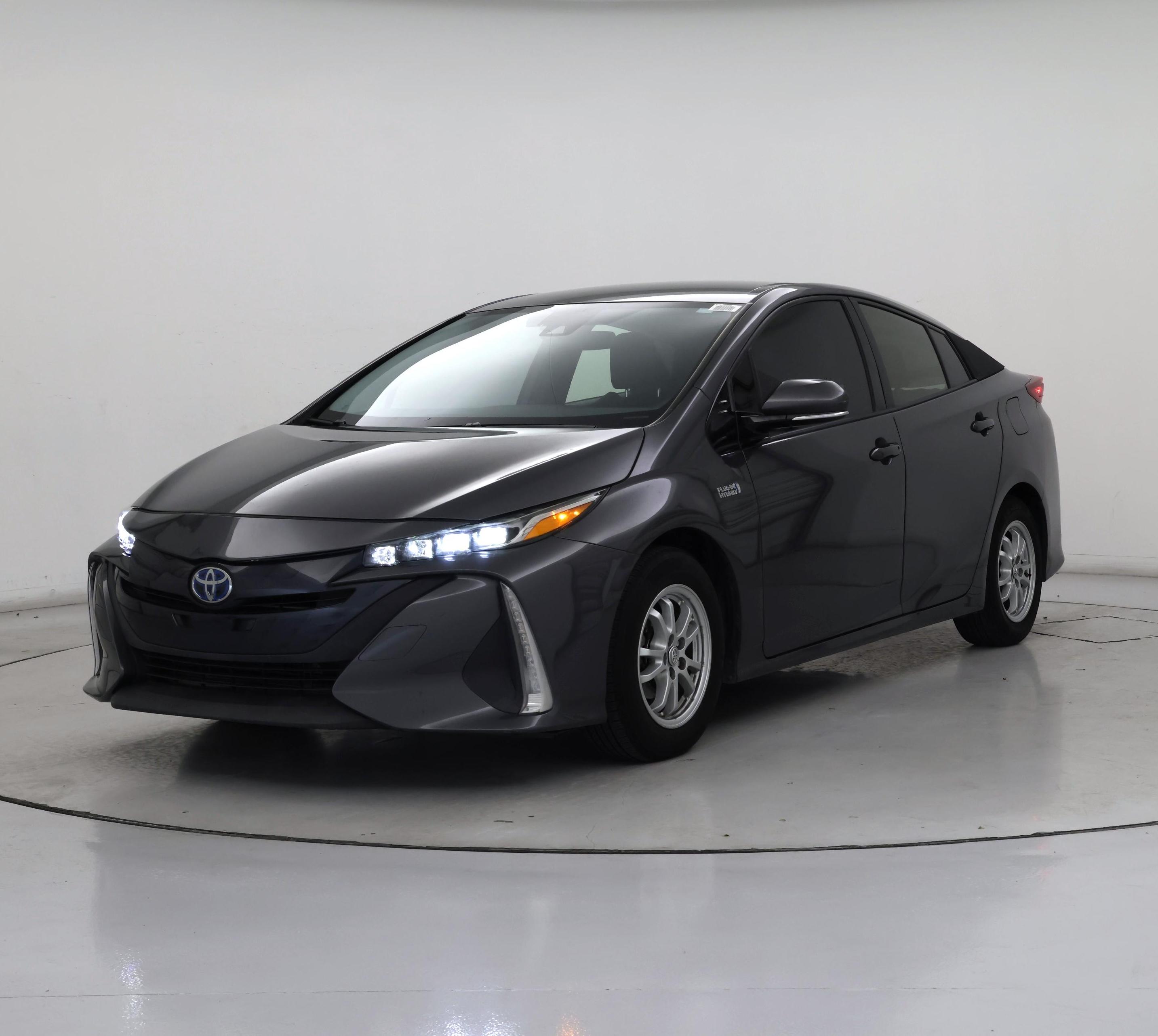 Thumbnail: 2018 Toyota Prius Prime - 4