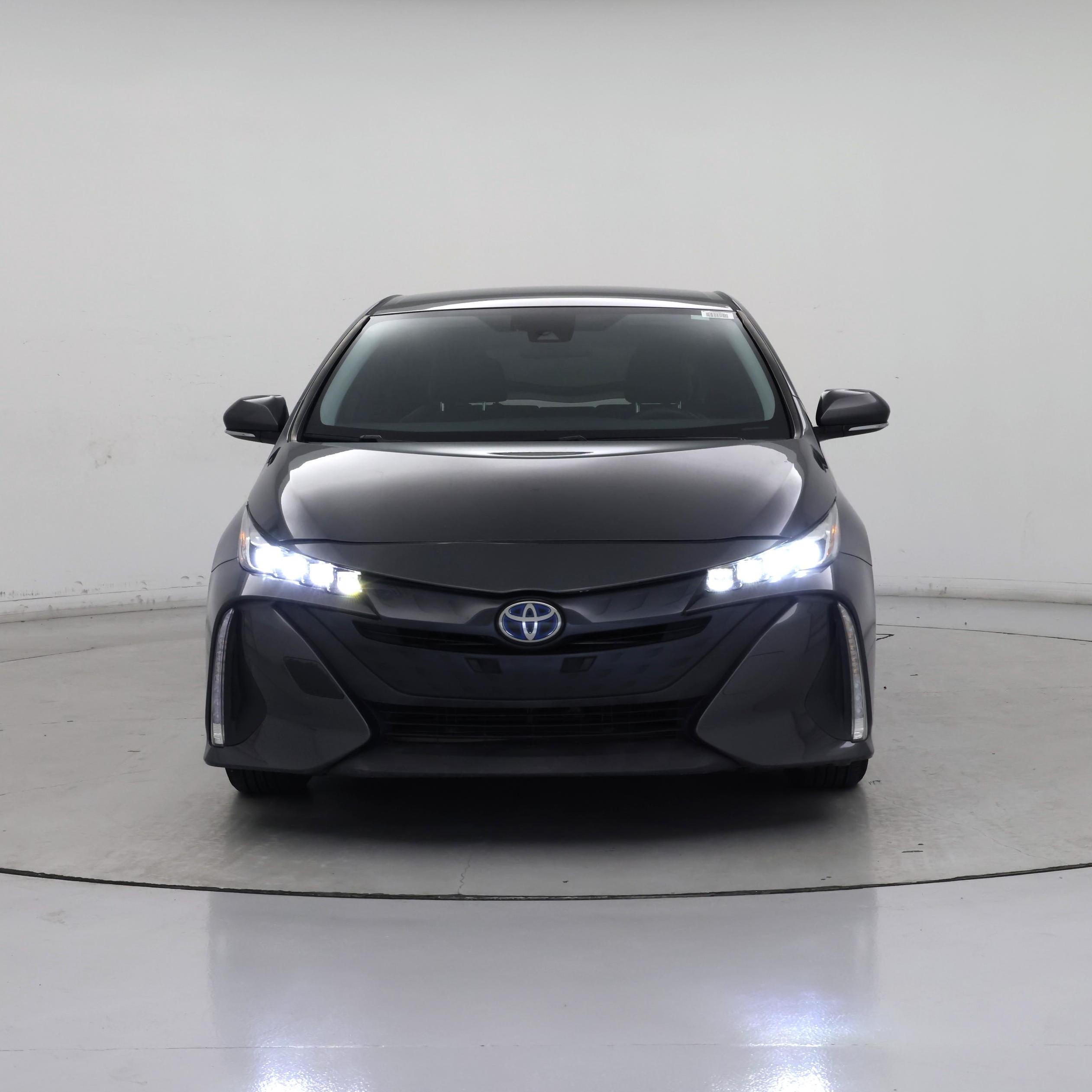 Thumbnail: 2018 Toyota Prius Prime - 5