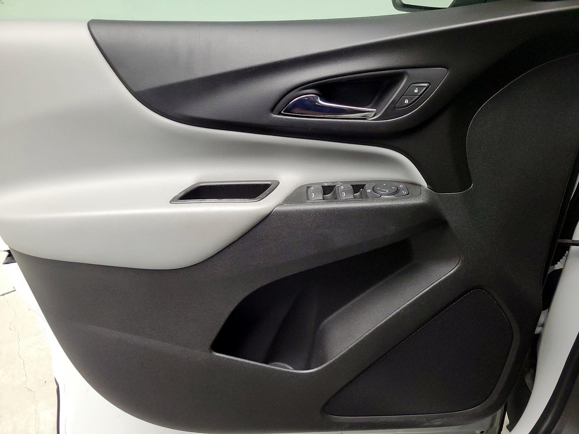 Thumbnail: 2020 Chevrolet Equinox - 12
