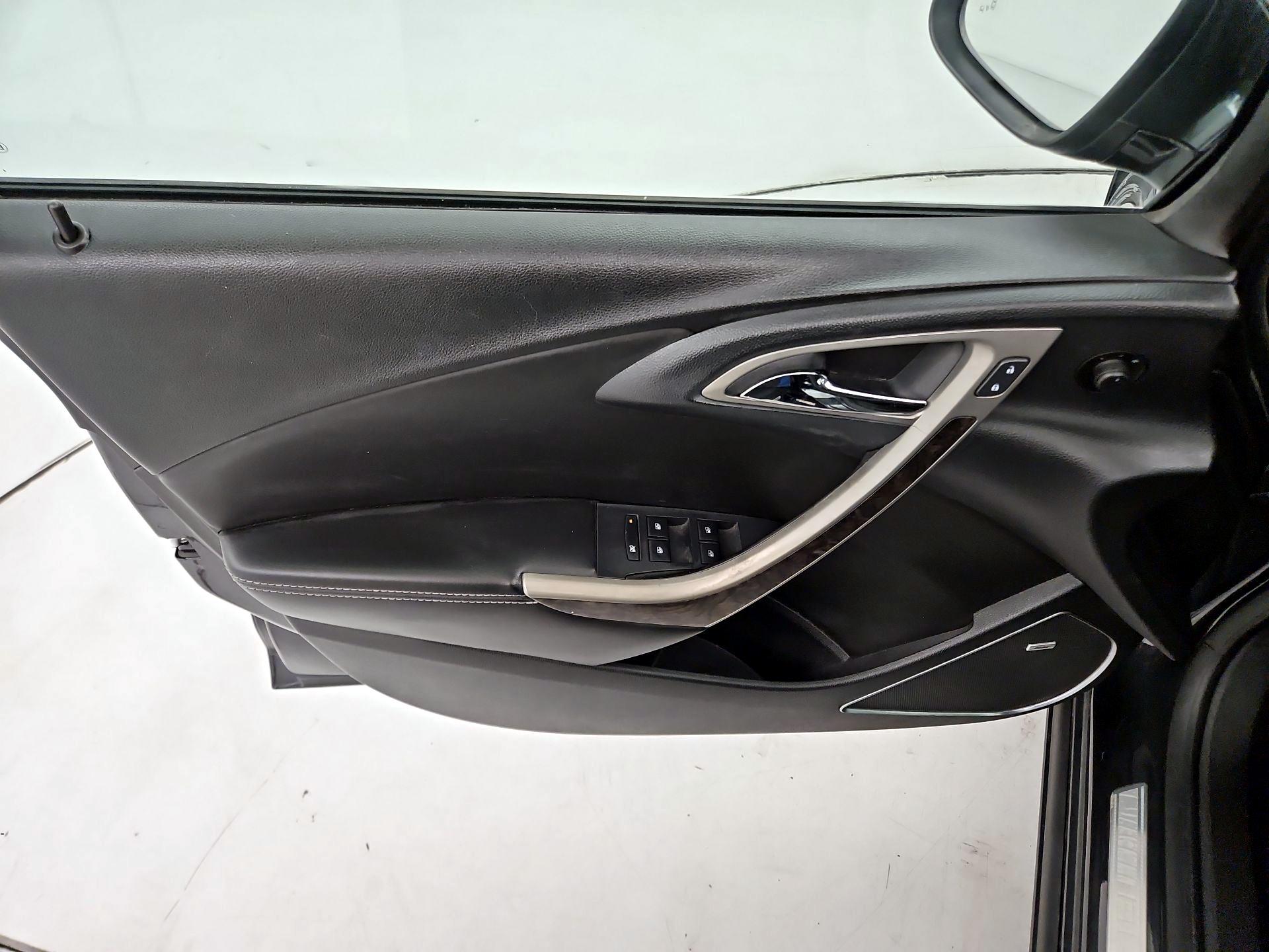 Thumbnail: 2015 Buick Verano - 12