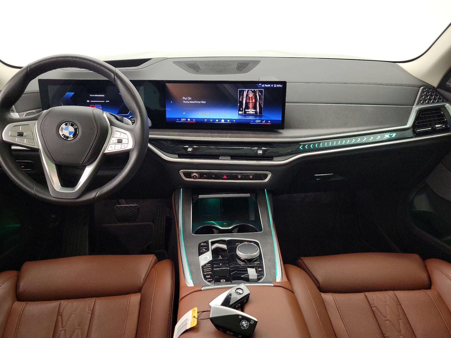 Thumbnail: 2025 BMW X7 - 9