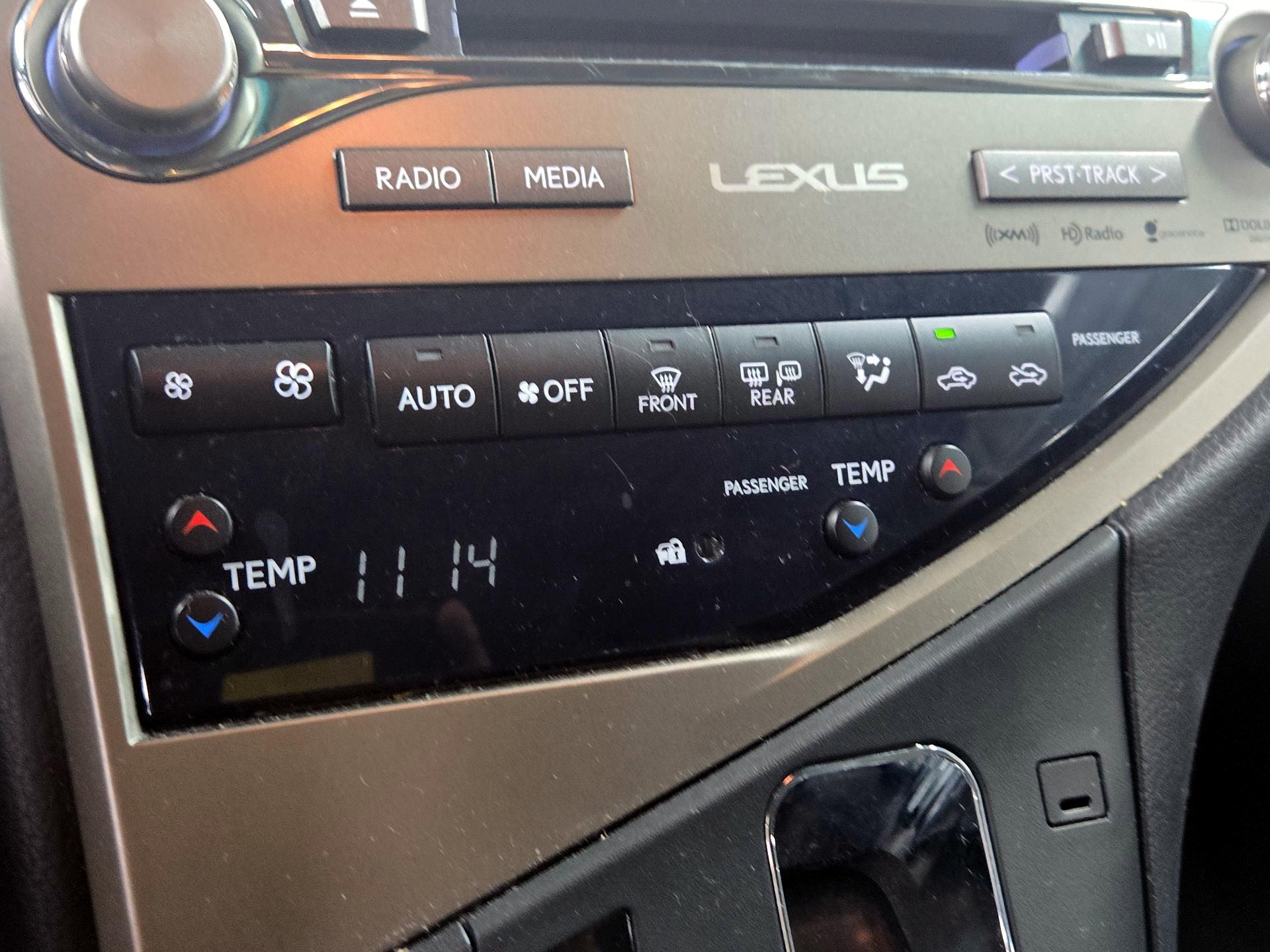 Thumbnail: 2015 Lexus RX - 17
