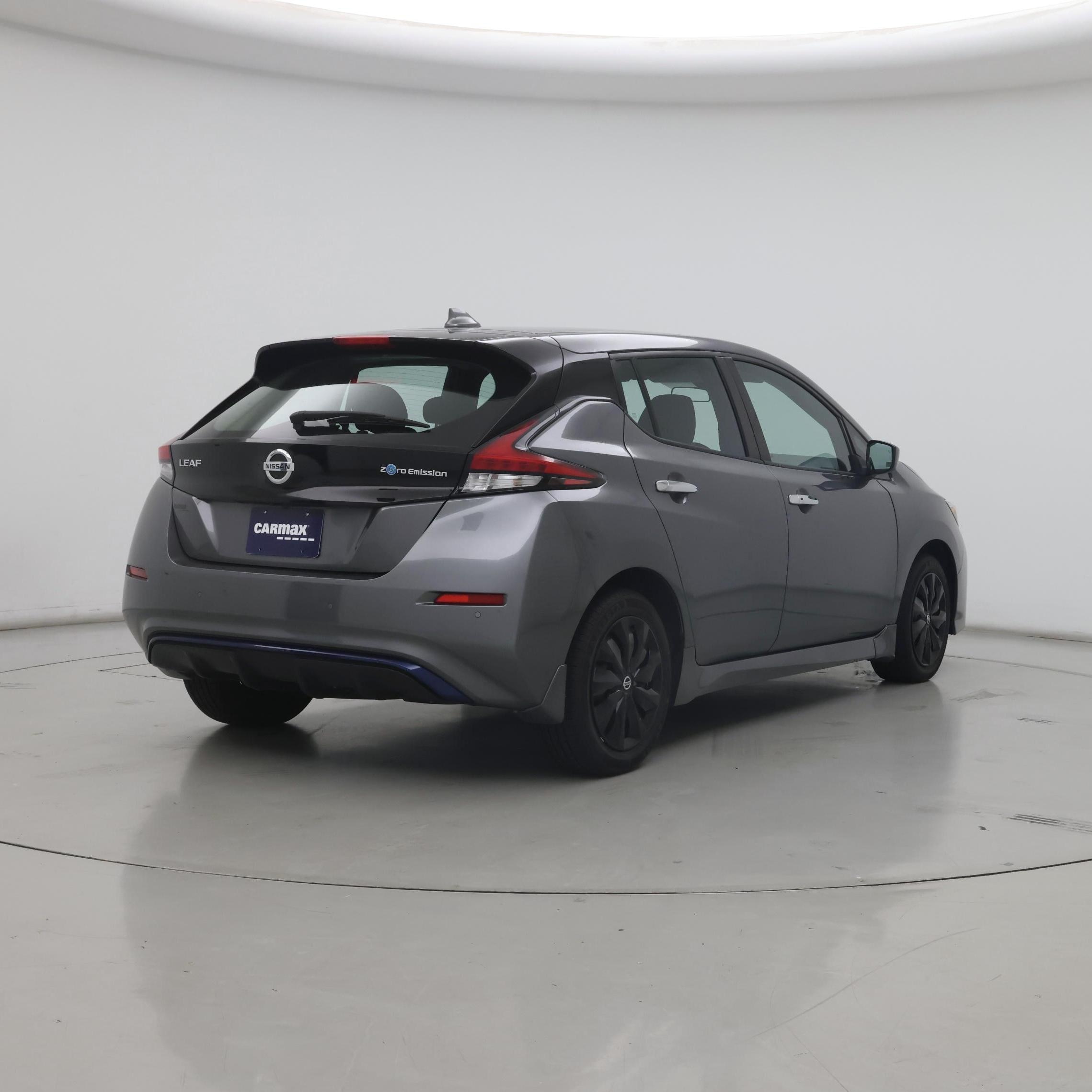 Thumbnail: 2022 Nissan Leaf - 8