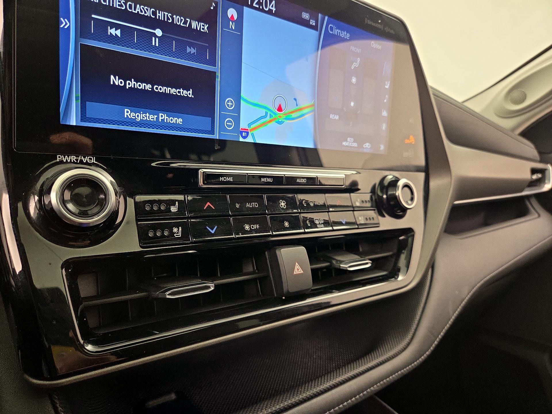 Thumbnail: 2021 Toyota Highlander - 17