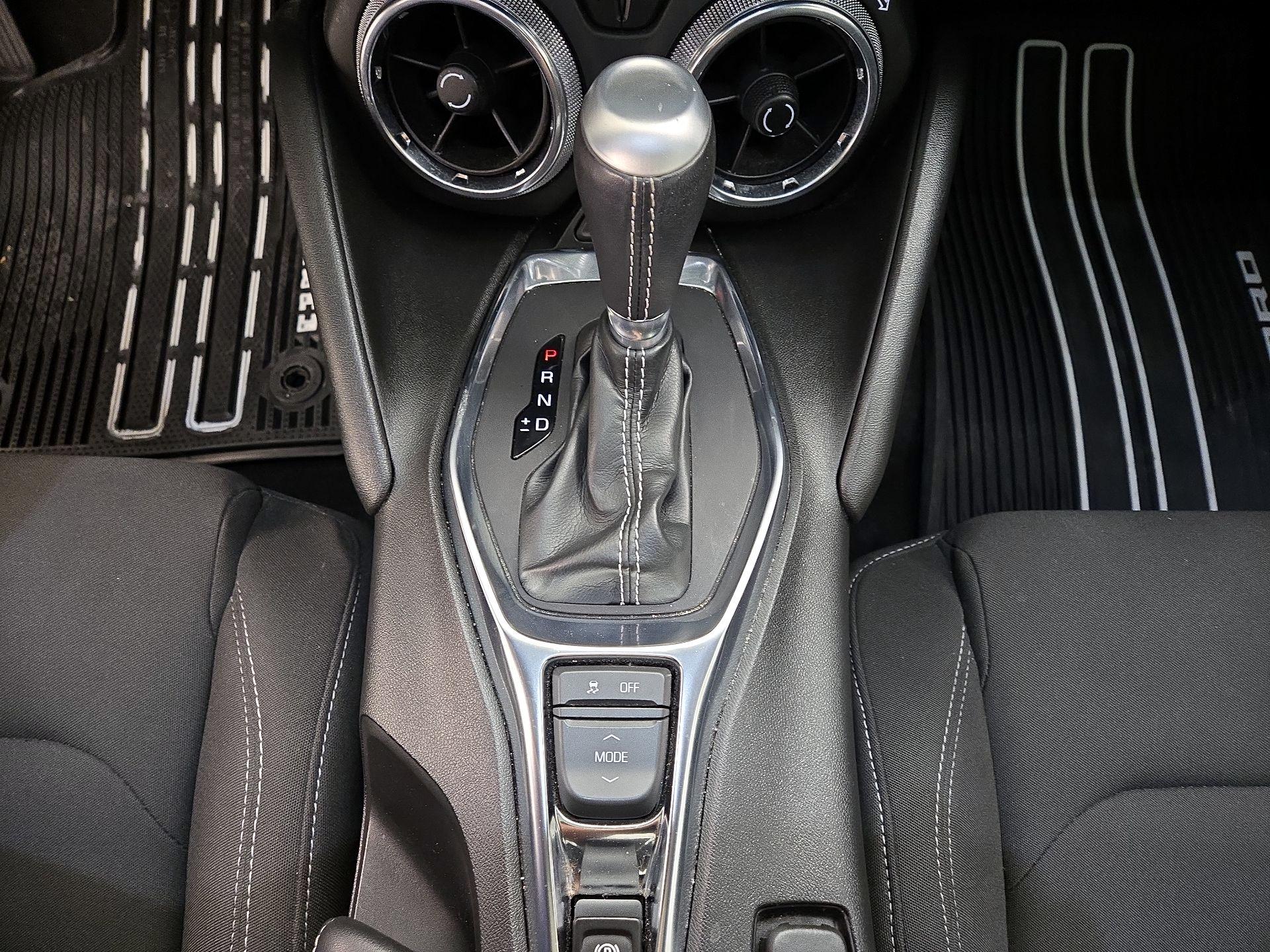 Thumbnail: 2021 Chevrolet Camaro - 17