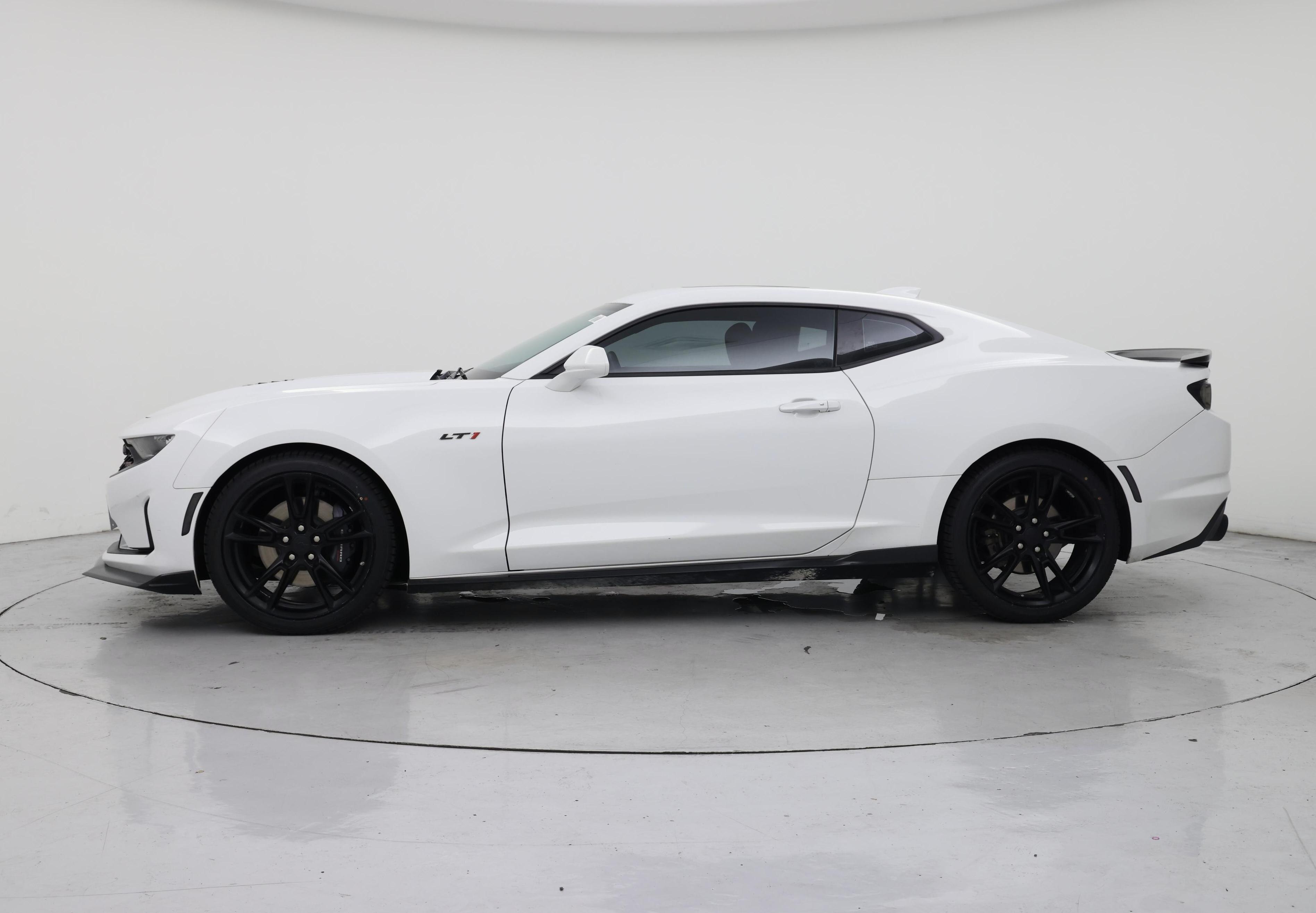 Thumbnail: 2021 Chevrolet Camaro - 3