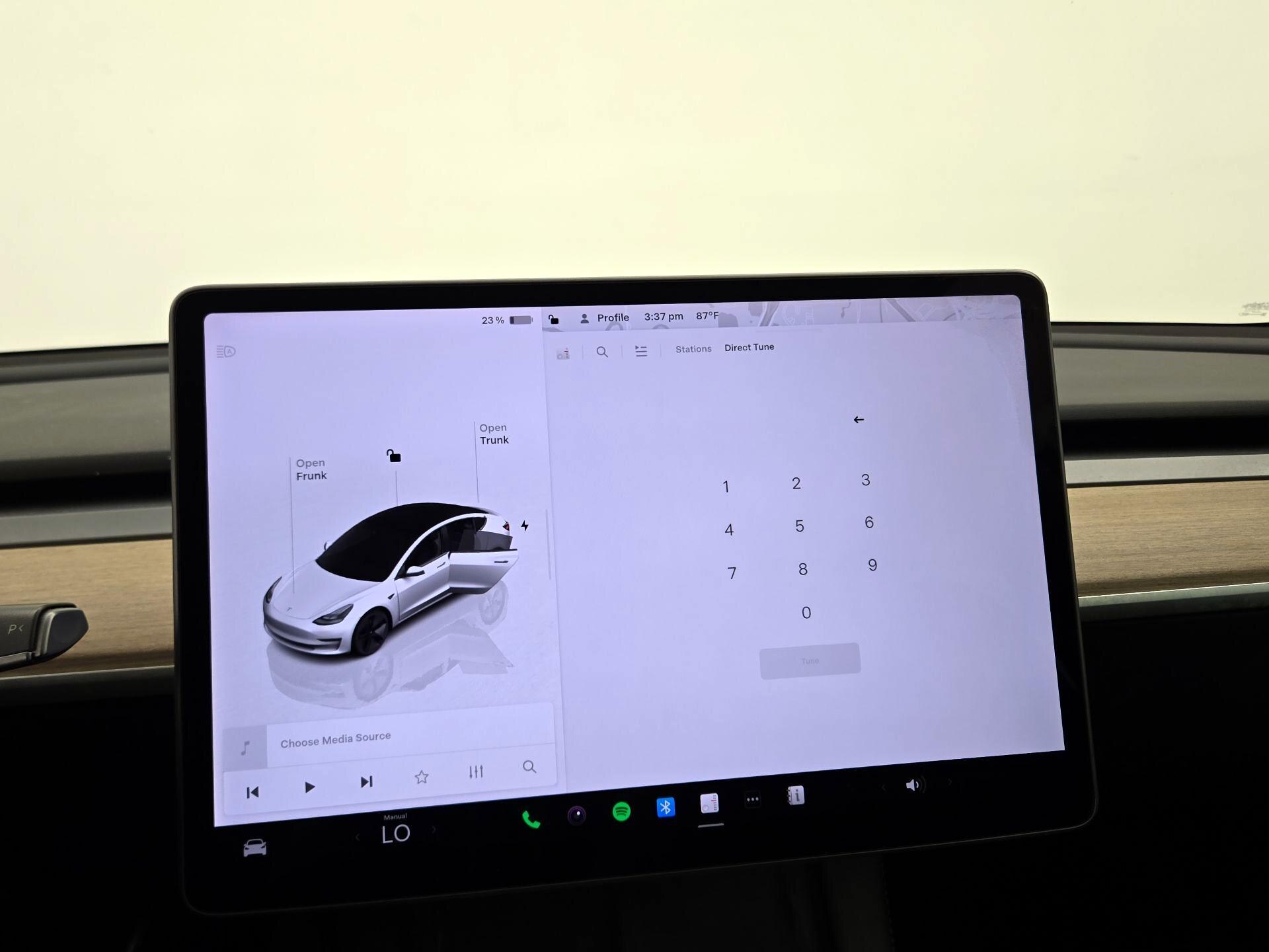 Thumbnail: 2023 Tesla Model 3 - 15