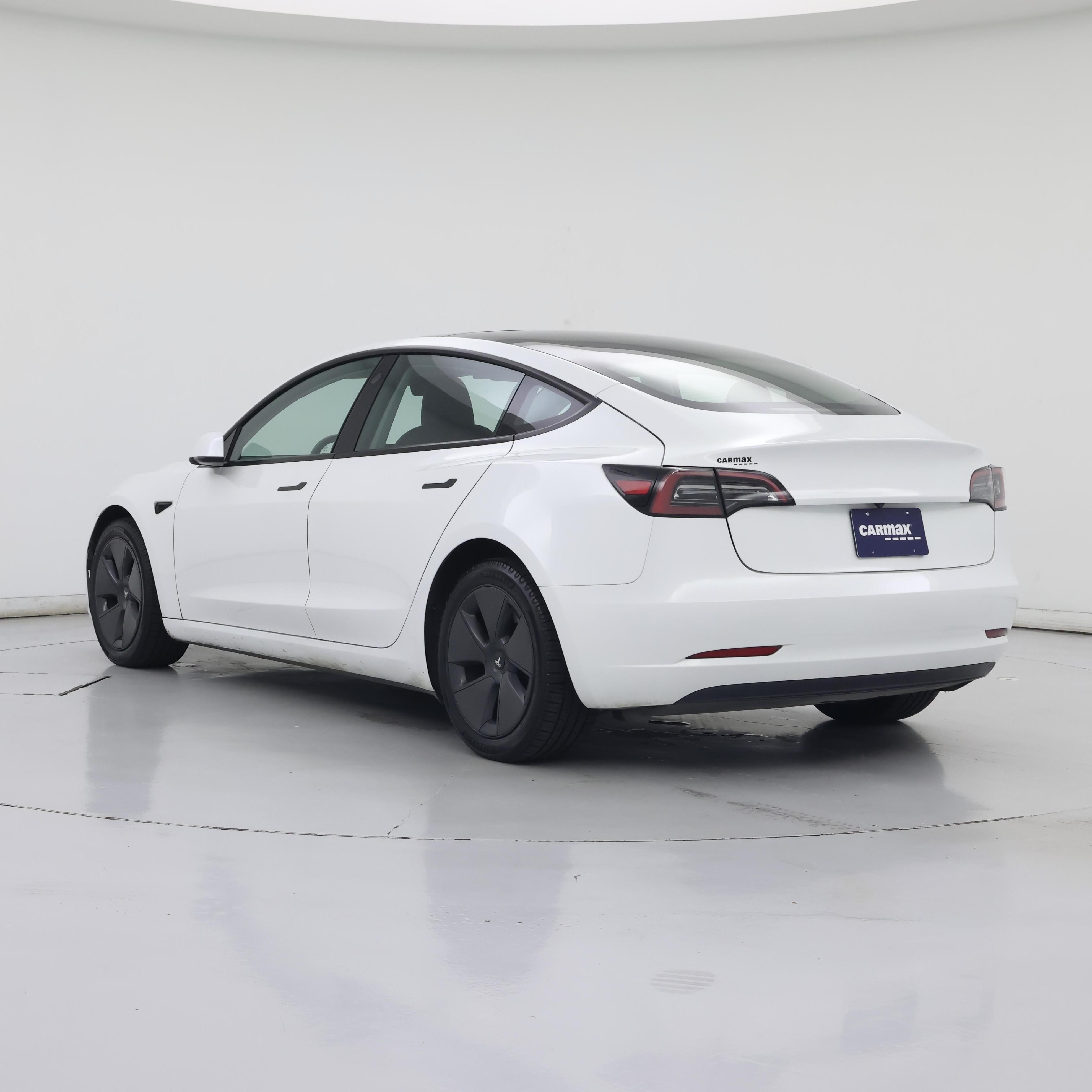 Thumbnail: 2023 Tesla Model 3 - 2