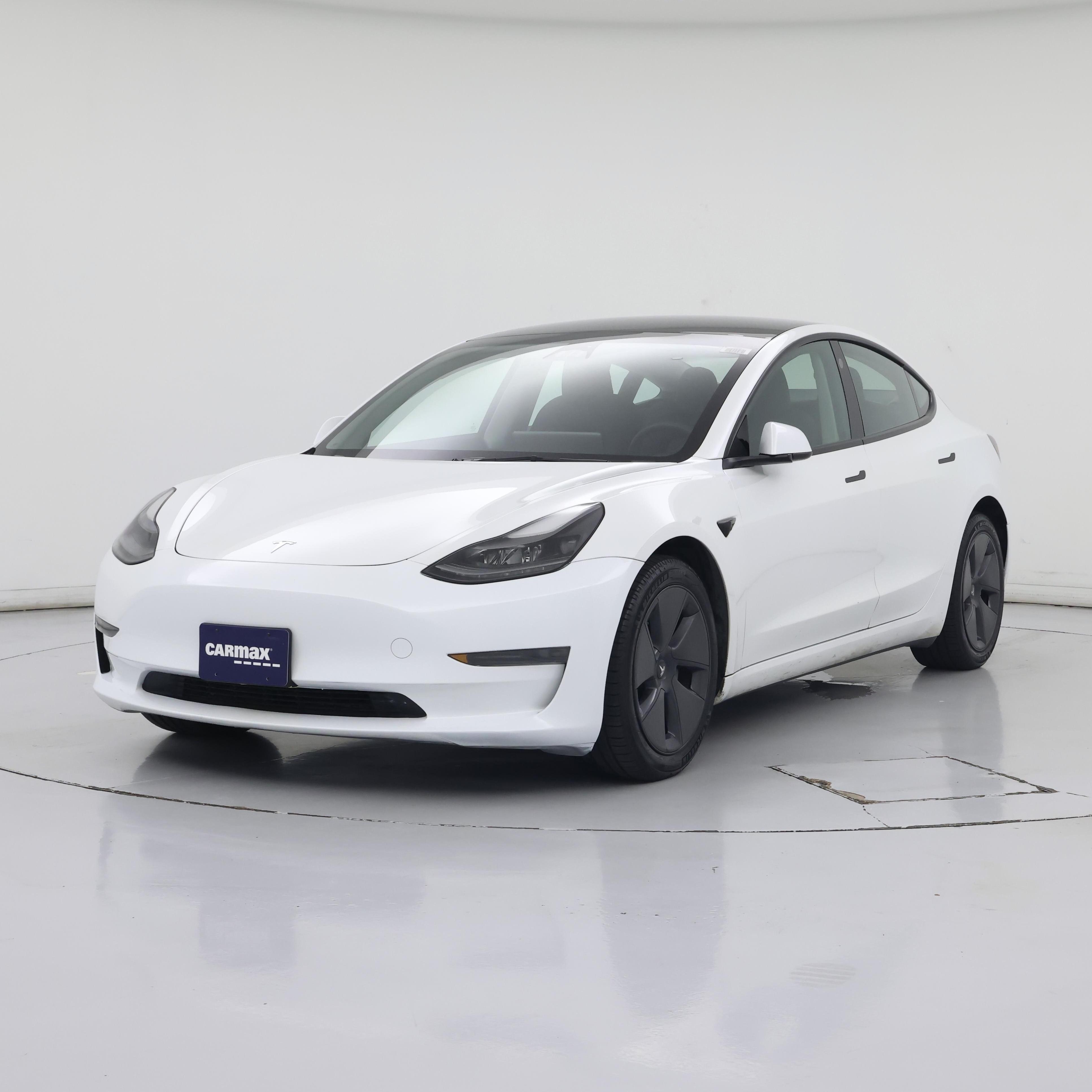 Thumbnail: 2023 Tesla Model 3 - 4