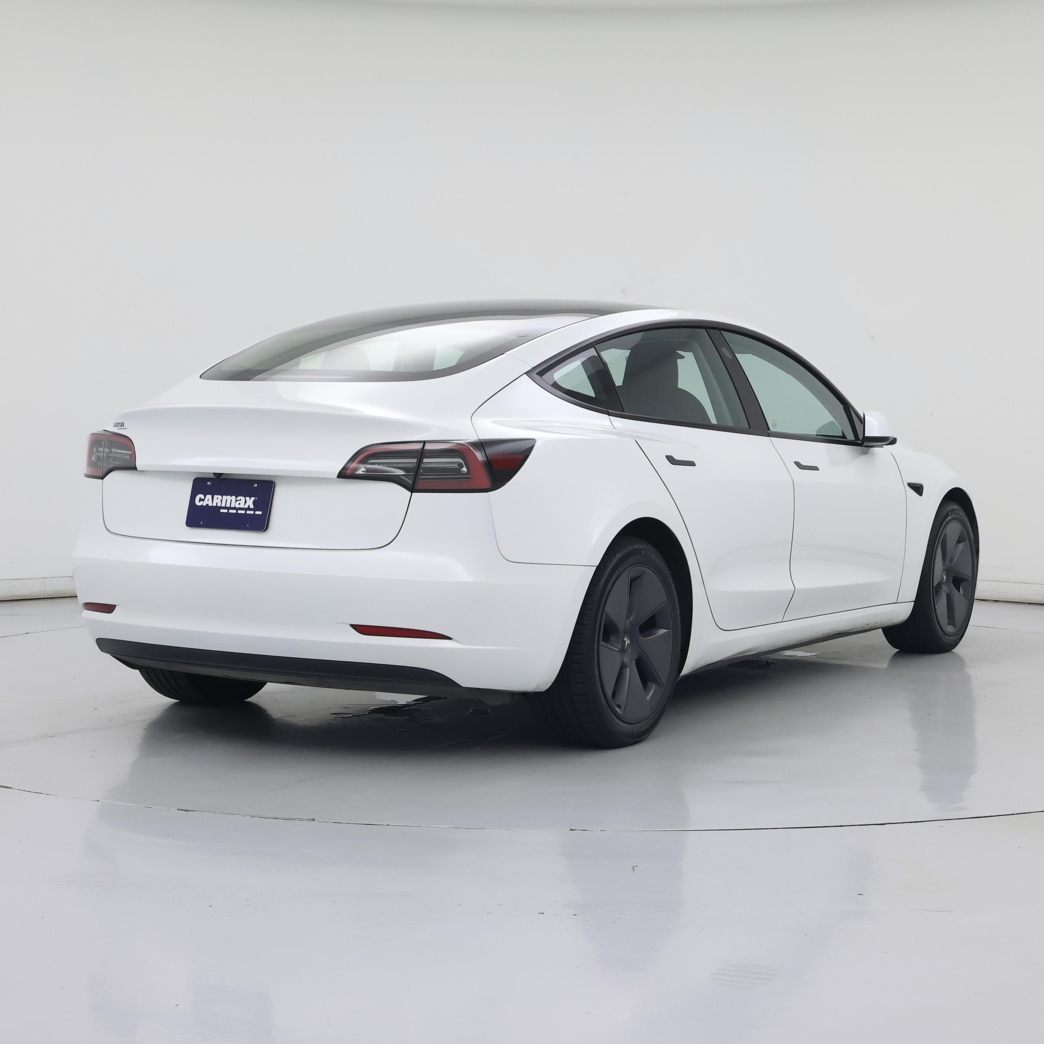 Thumbnail: 2023 Tesla Model 3 - 8