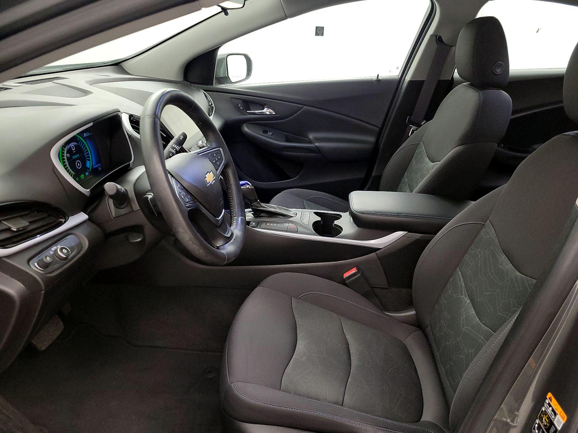Thumbnail: 2017 Chevrolet Volt - 11