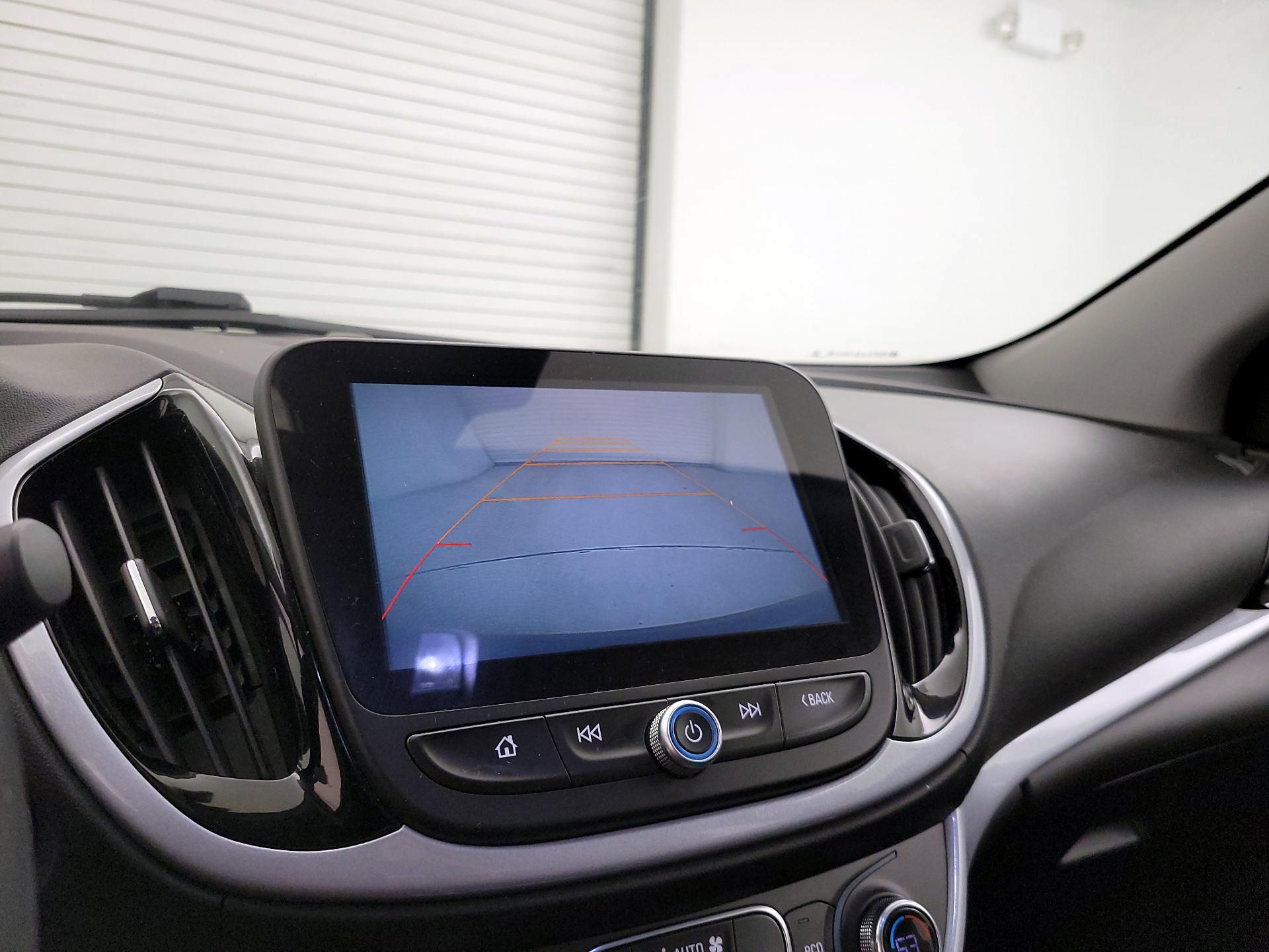 Thumbnail: 2017 Chevrolet Volt - 14